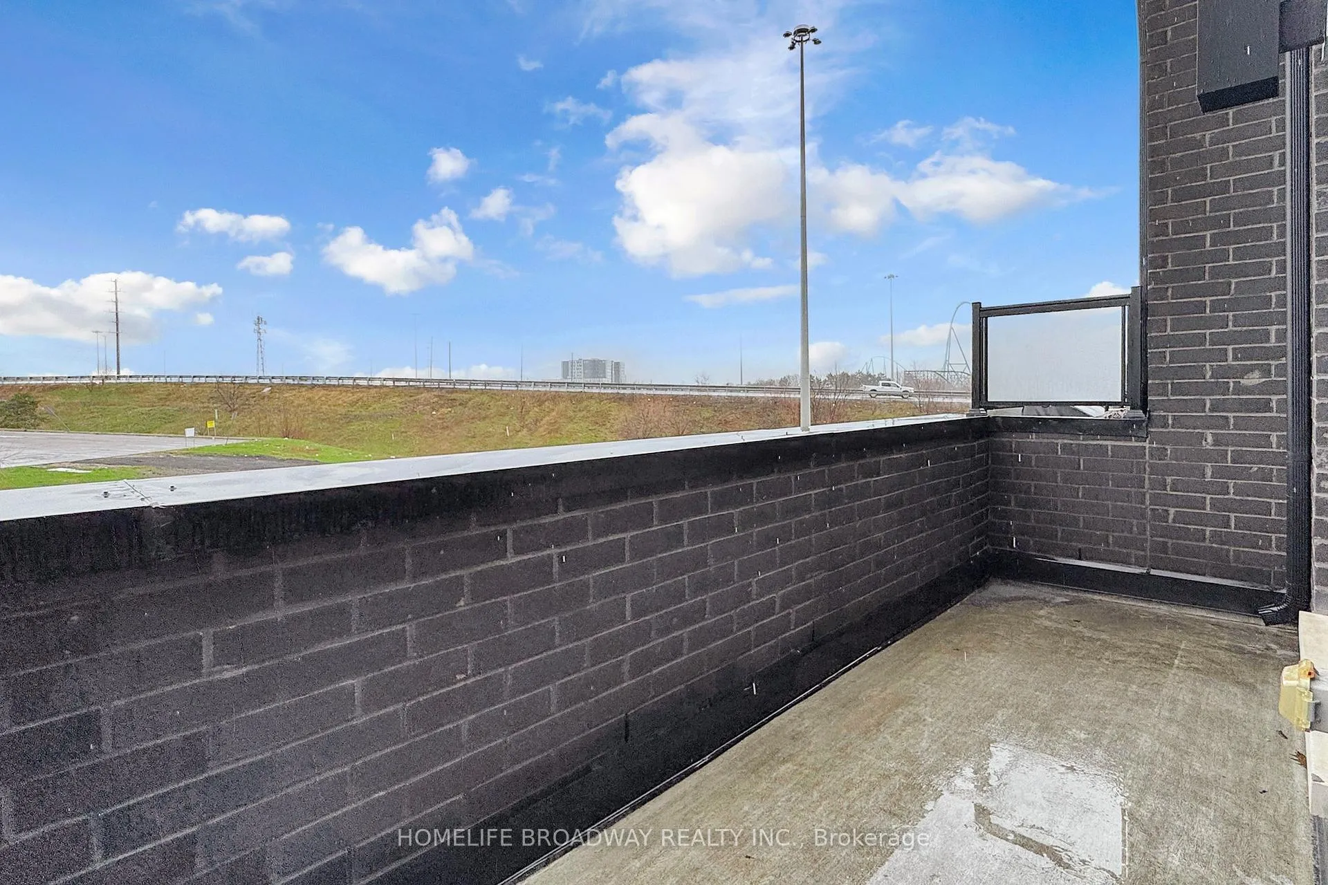 Photo 35 of 26 Carpaccio Avenue, Vaughan, Vellore Village — HOMEH