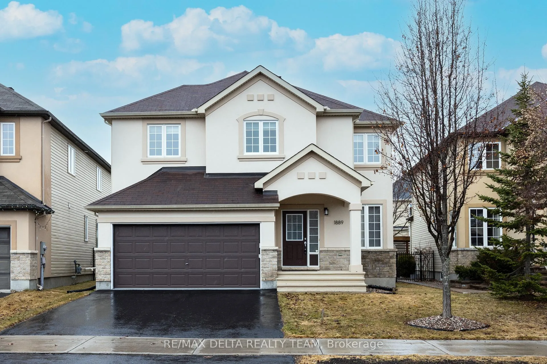 Photo 1 of 1889 Montmere Avenue, Ottawa, Notting Hill/Summerside — HOMEH