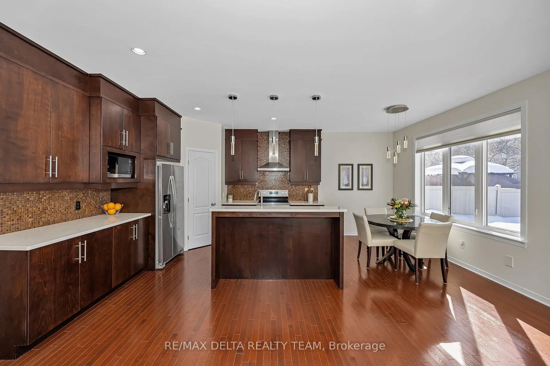 Photo 6 of 1889 Montmere Avenue, Ottawa, Notting Hill/Summerside — HOMEH