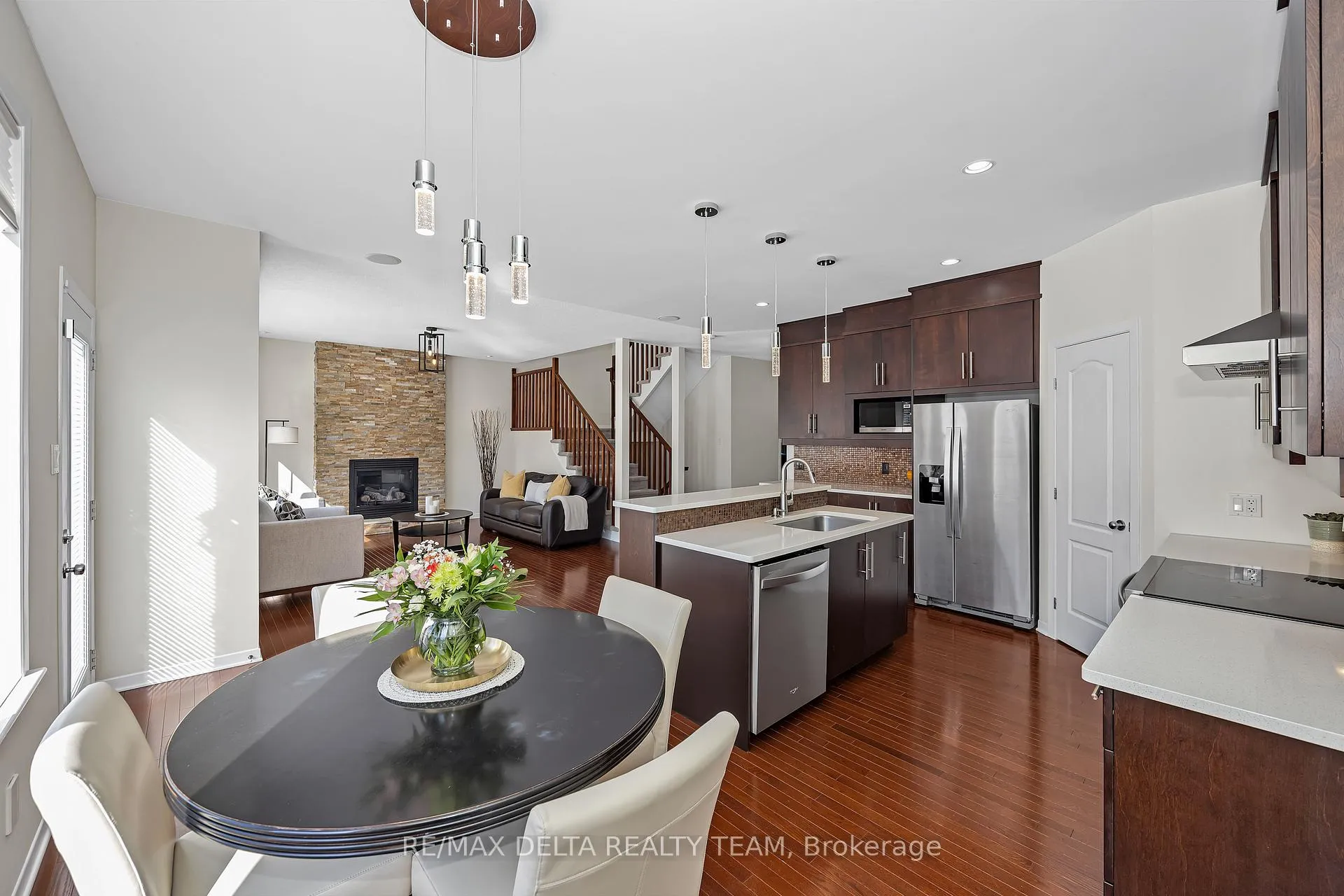 Photo 10 of 1889 Montmere Avenue, Ottawa, Notting Hill/Summerside — HOMEH