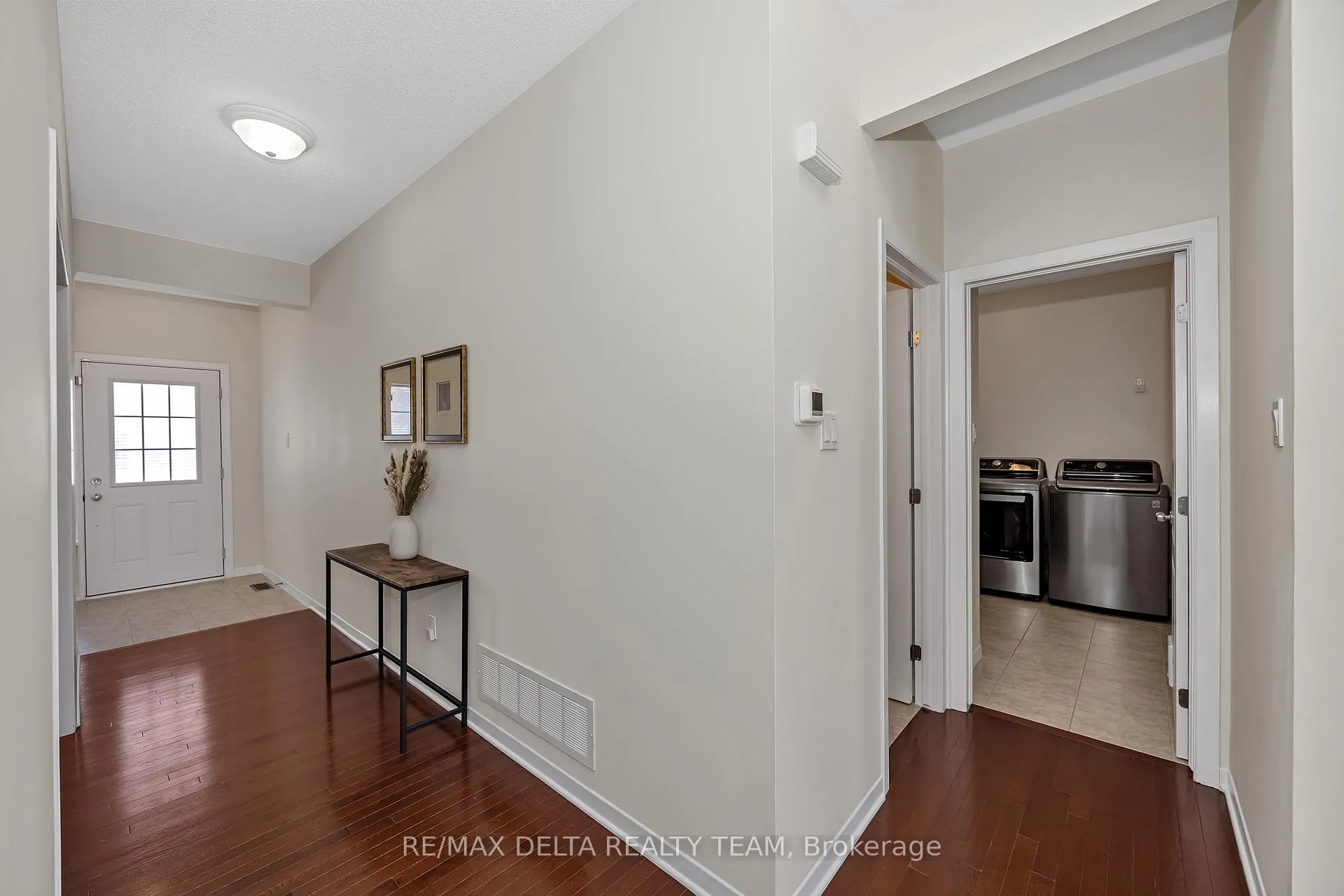 Photo 14 of 1889 Montmere Avenue, Ottawa, Notting Hill/Summerside — HOMEH