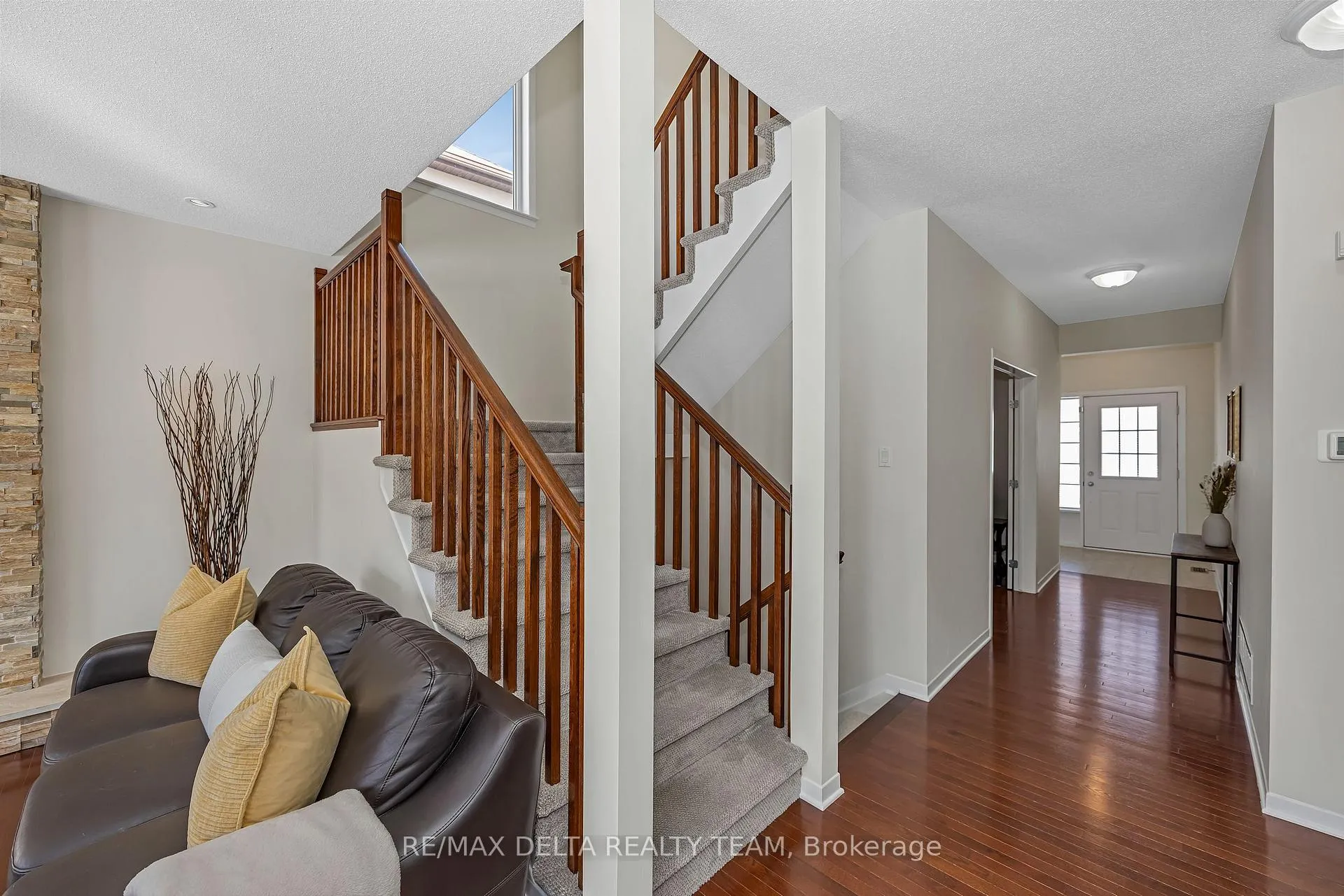 Photo 17 of 1889 Montmere Avenue, Ottawa, Notting Hill/Summerside — HOMEH