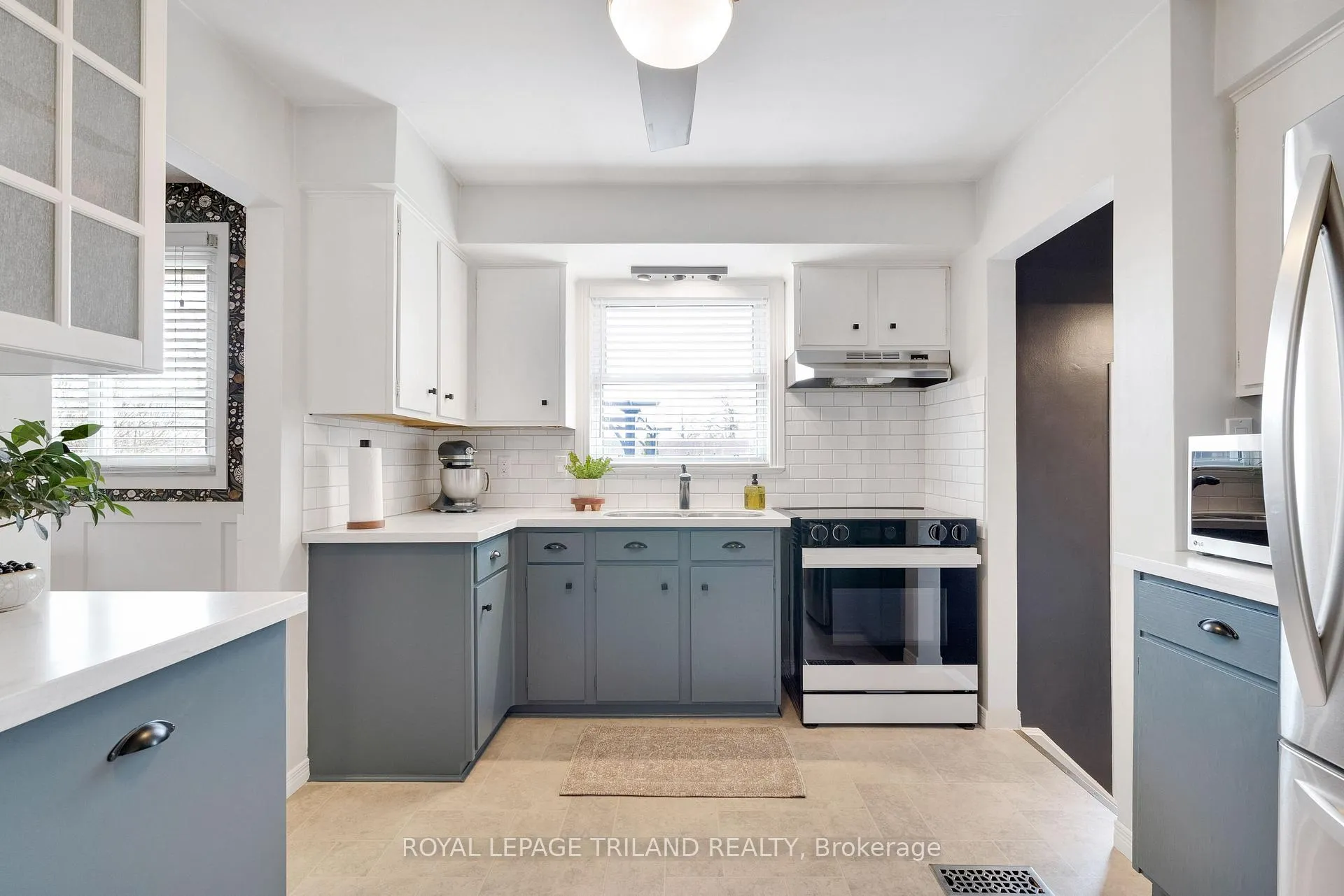 Photo 18 of 19 Sparta Street, St. Thomas — HOMEH
