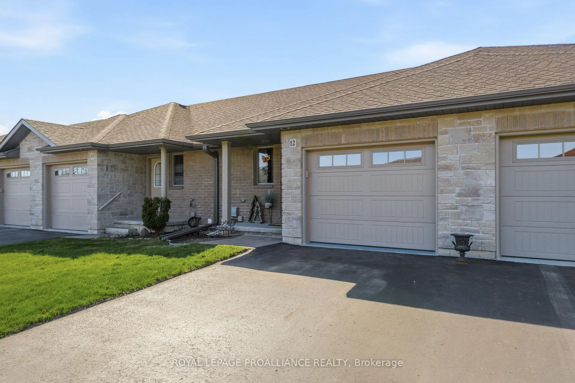 Photo 2 of 12 Cortland Crescent, Quinte West, Murray Ward — HOMEH