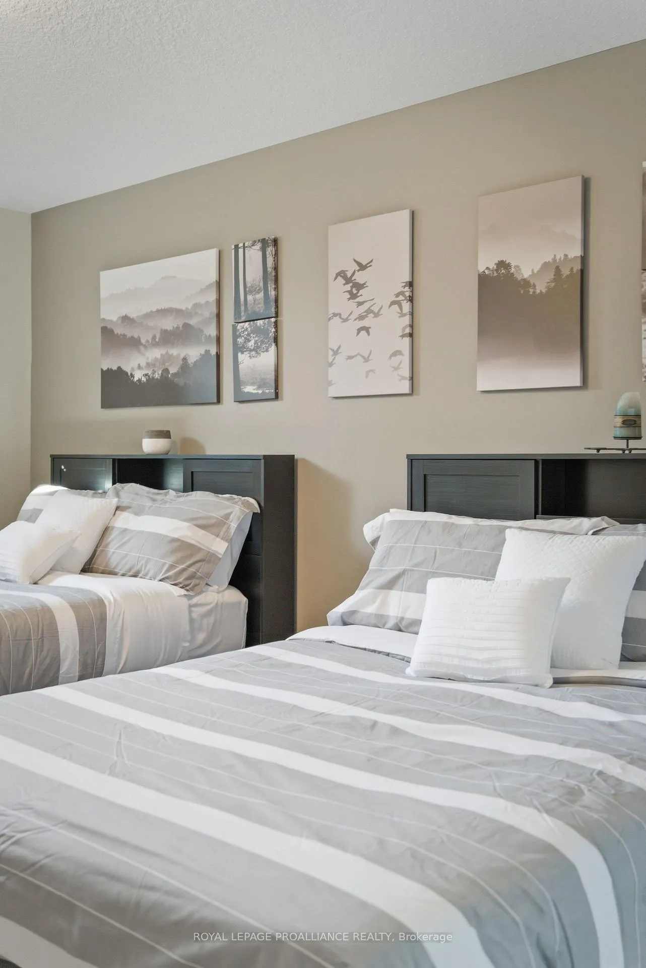 Photo 23 of 12 Cortland Crescent, Quinte West, Murray Ward — HOMEH