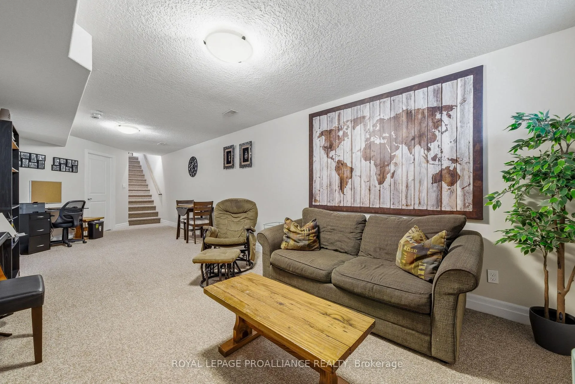 Photo 25 of 12 Cortland Crescent, Quinte West, Murray Ward — HOMEH