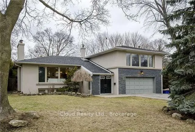 Front of 164 Munro Boulevard
