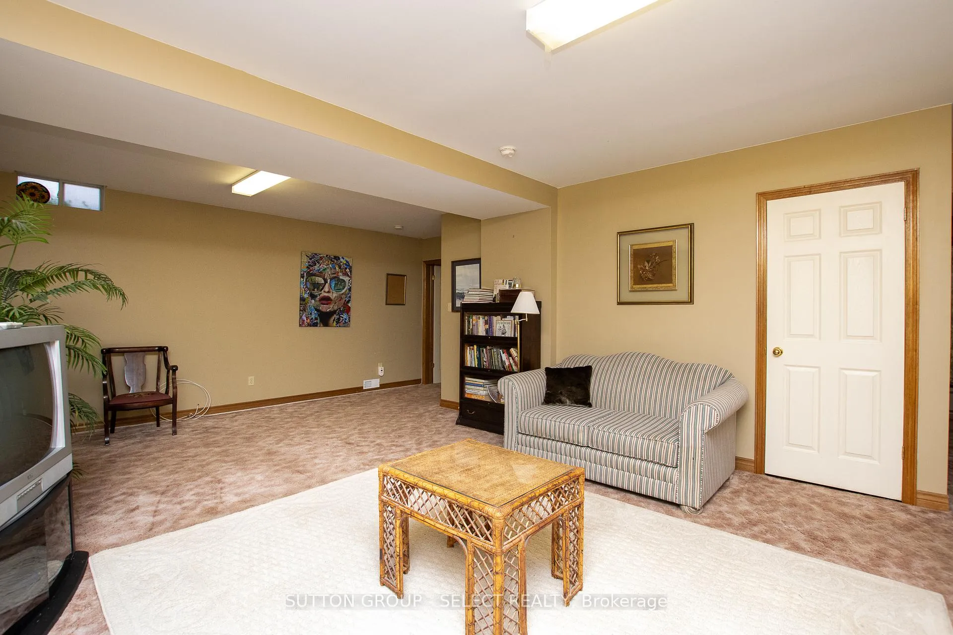 Photo 30 of Unit 4, 445 Riverside Drive, London, North N — HOMEH