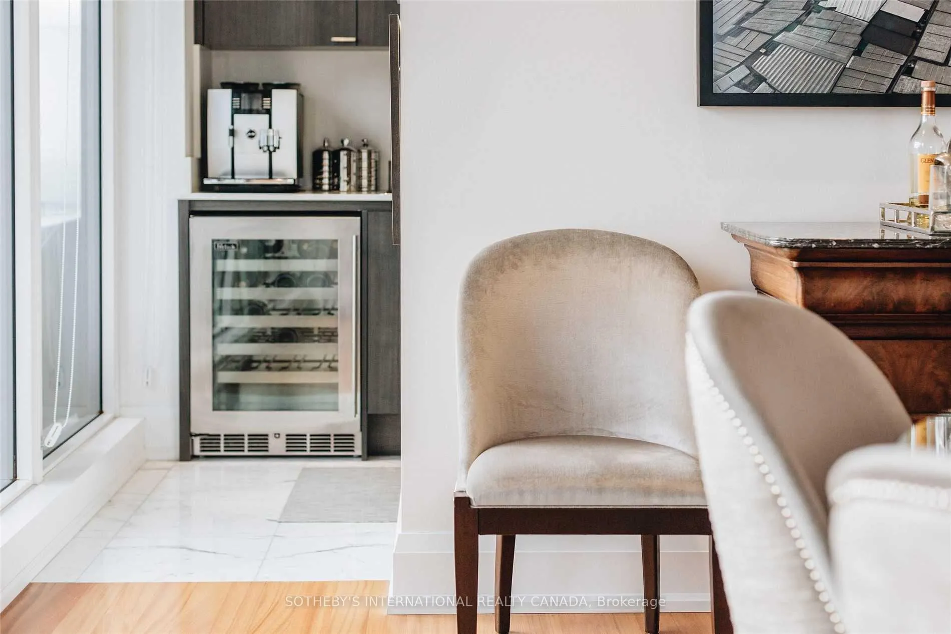 Photo 10 of Unit 1602, 88 Davenport Road, Toronto, The Annex — HOMEH