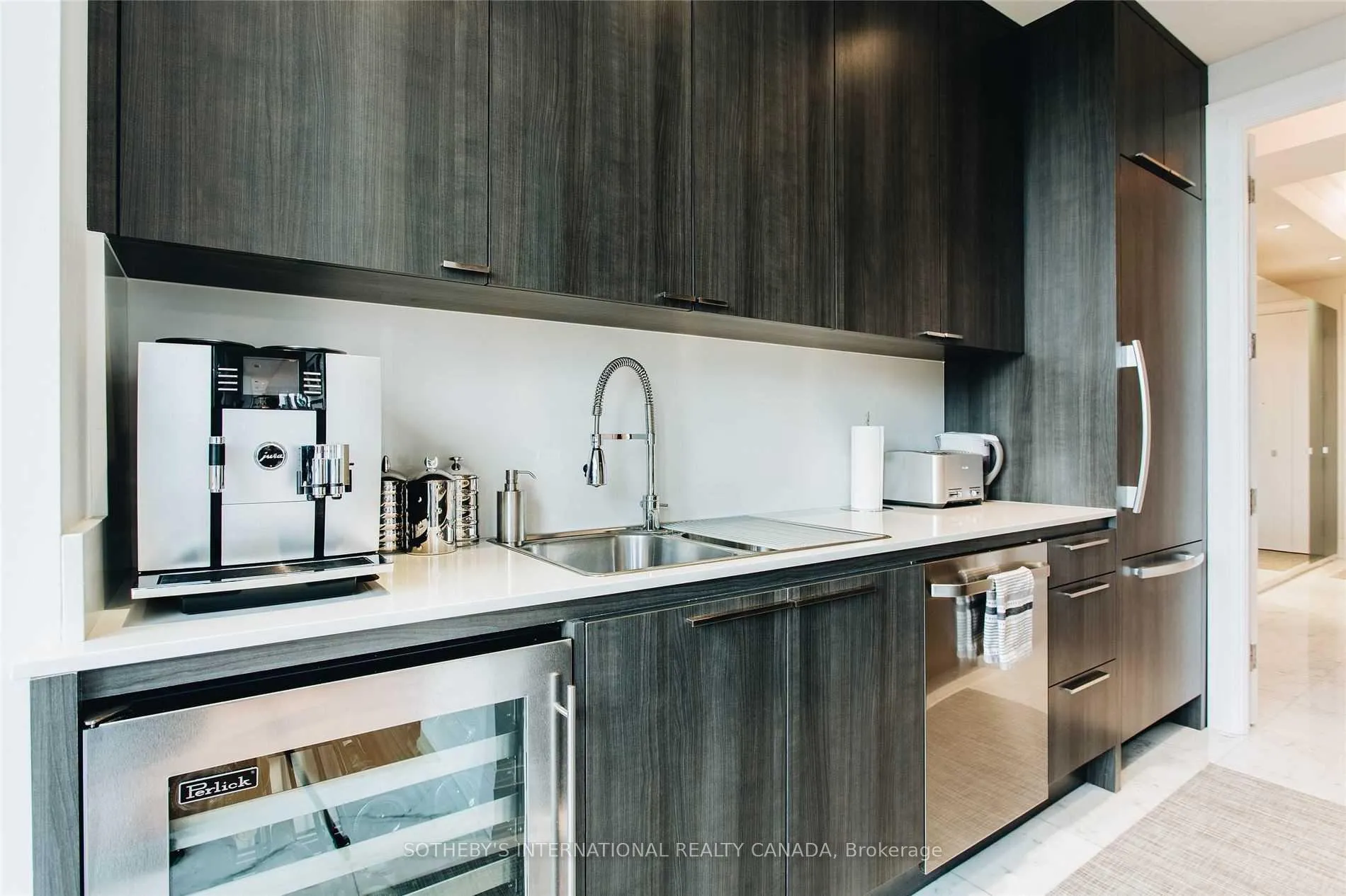 Photo 12 of Unit 1602, 88 Davenport Road, Toronto, The Annex — HOMEH