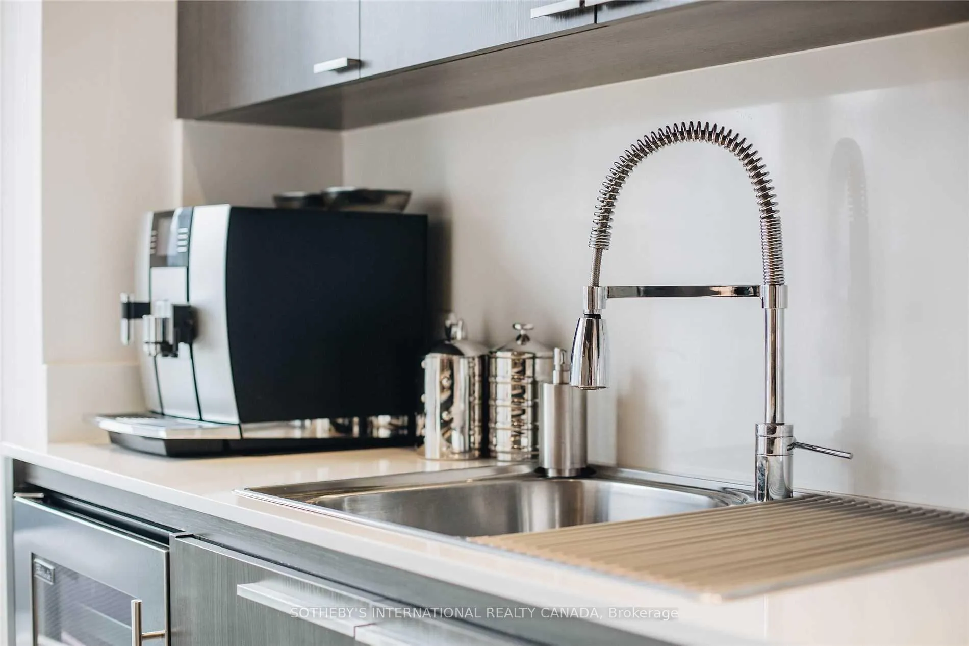 Photo 14 of Unit 1602, 88 Davenport Road, Toronto, The Annex — HOMEH
