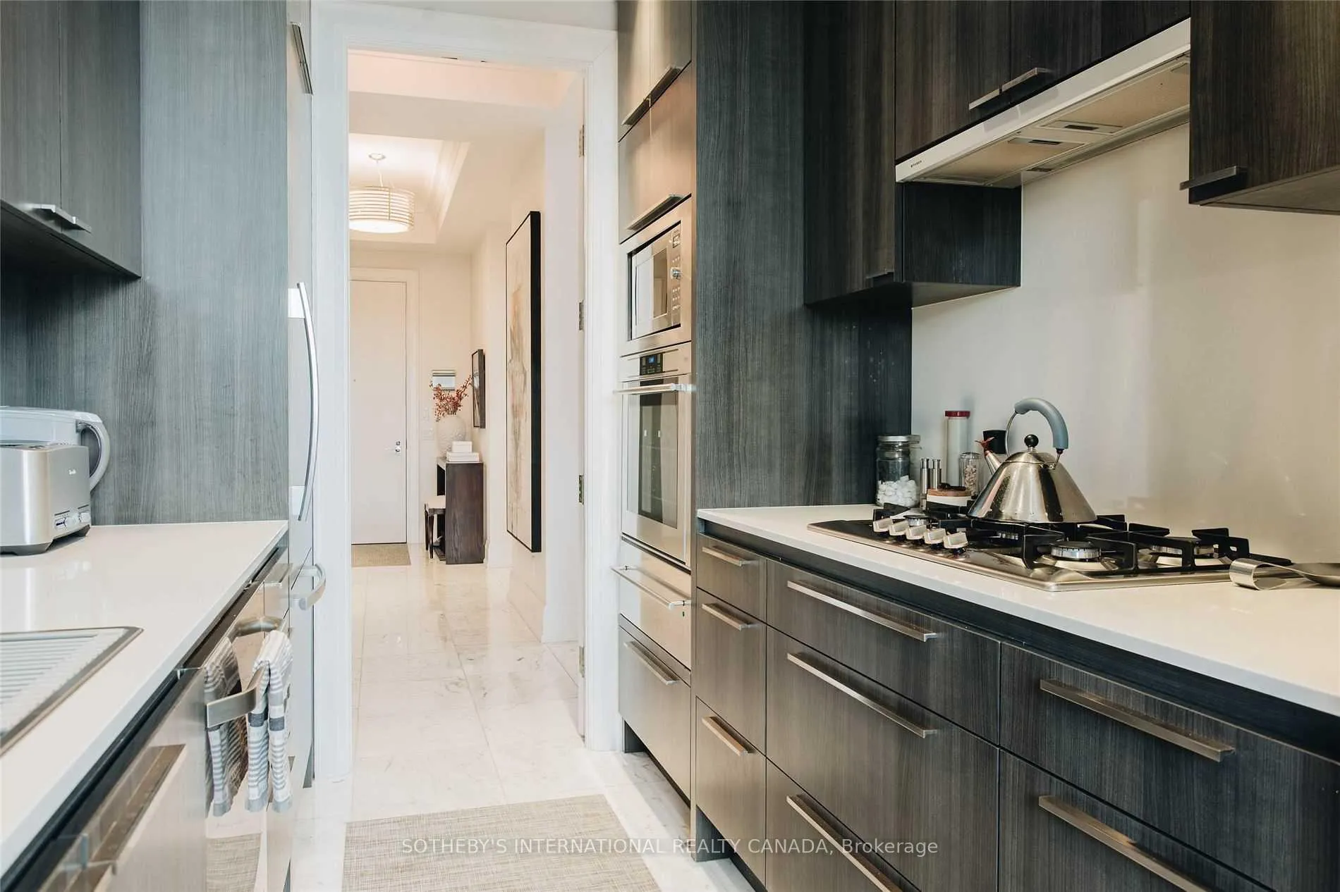 Photo 15 of Unit 1602, 88 Davenport Road, Toronto, The Annex — HOMEH