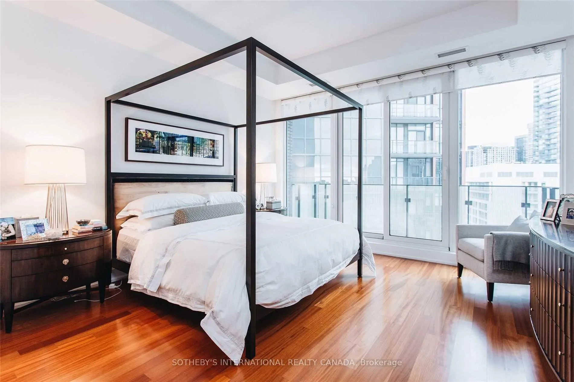 Photo 17 of Unit 1602, 88 Davenport Road, Toronto, The Annex — HOMEH