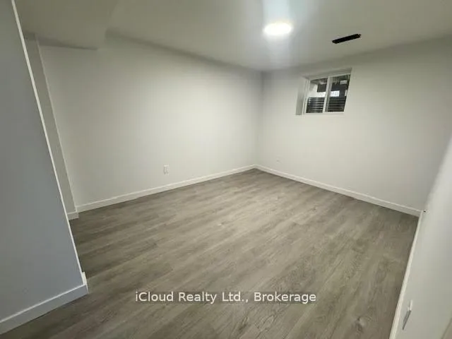 Photo 6 of Unit Basement, 28 Tianalee Crescent, Brampton, Fletcher's Meadow — HOMEH