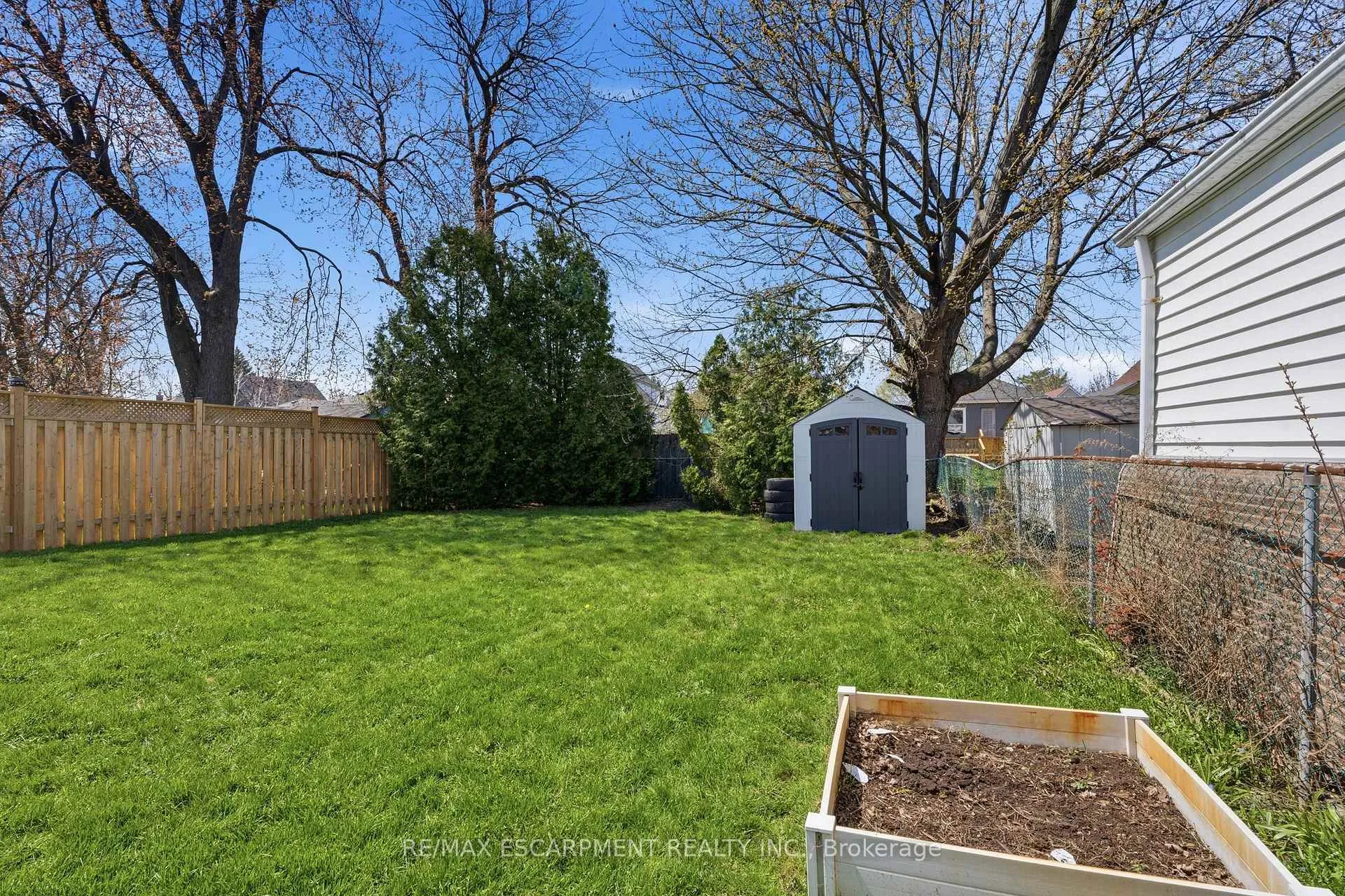 Photo 36 of 226 East 27th Street, Hamilton, Eastmount — HOMEH