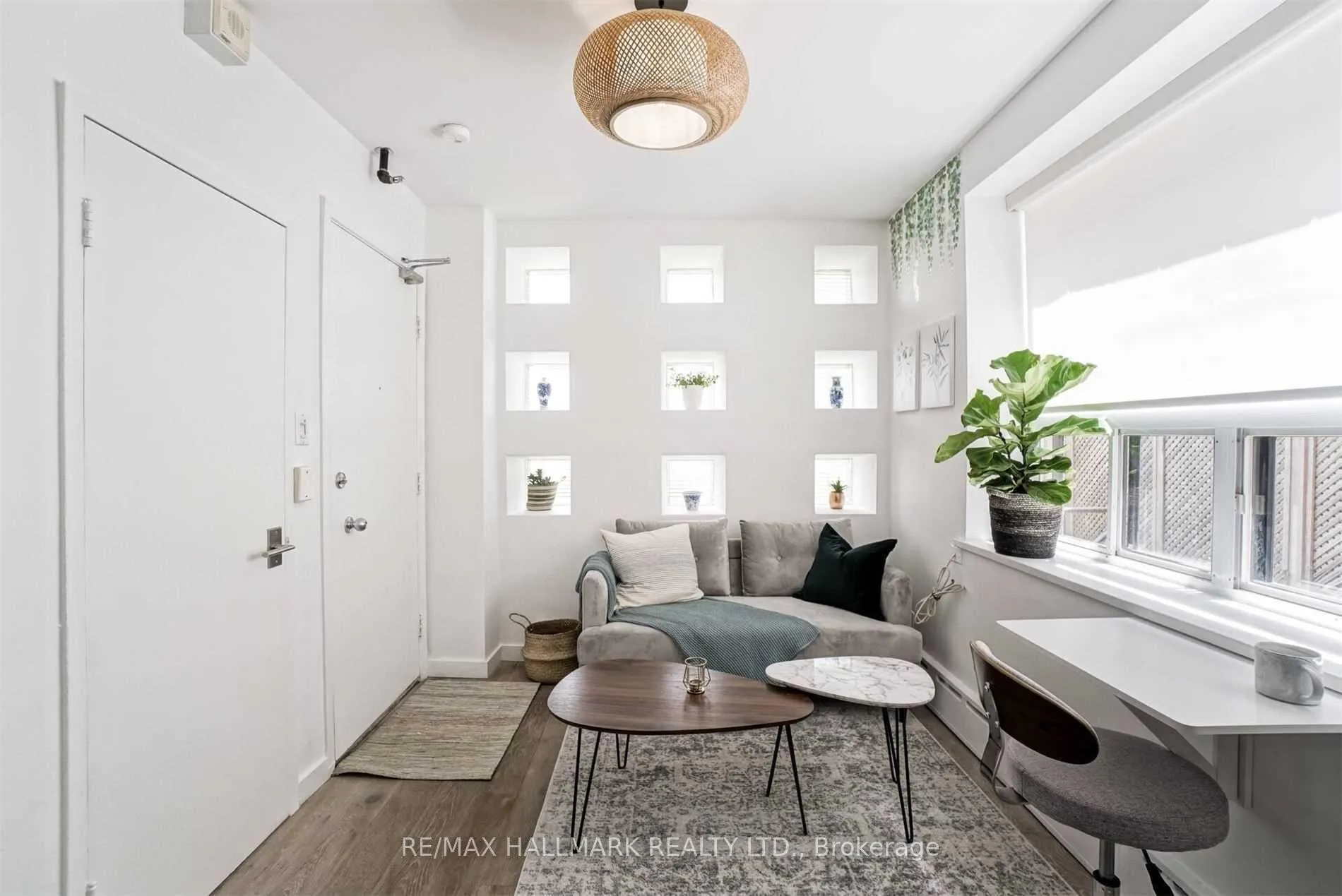 Photo 6 of Unit 108, 78 Warren Road, Toronto, Casa Loma — HOMEH