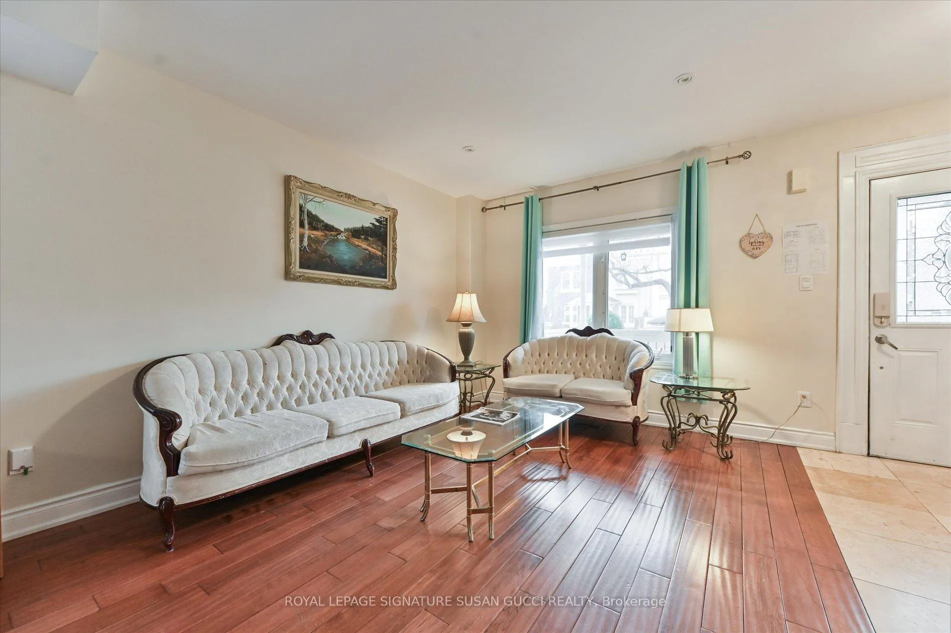 Photo 6 of 838 Sammon Avenue, Toronto, Danforth Village-East York — HOMEH