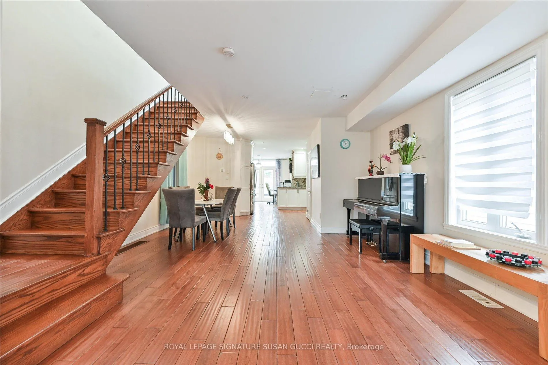 Photo 9 of 838 Sammon Avenue, Toronto, Danforth Village-East York — HOMEH