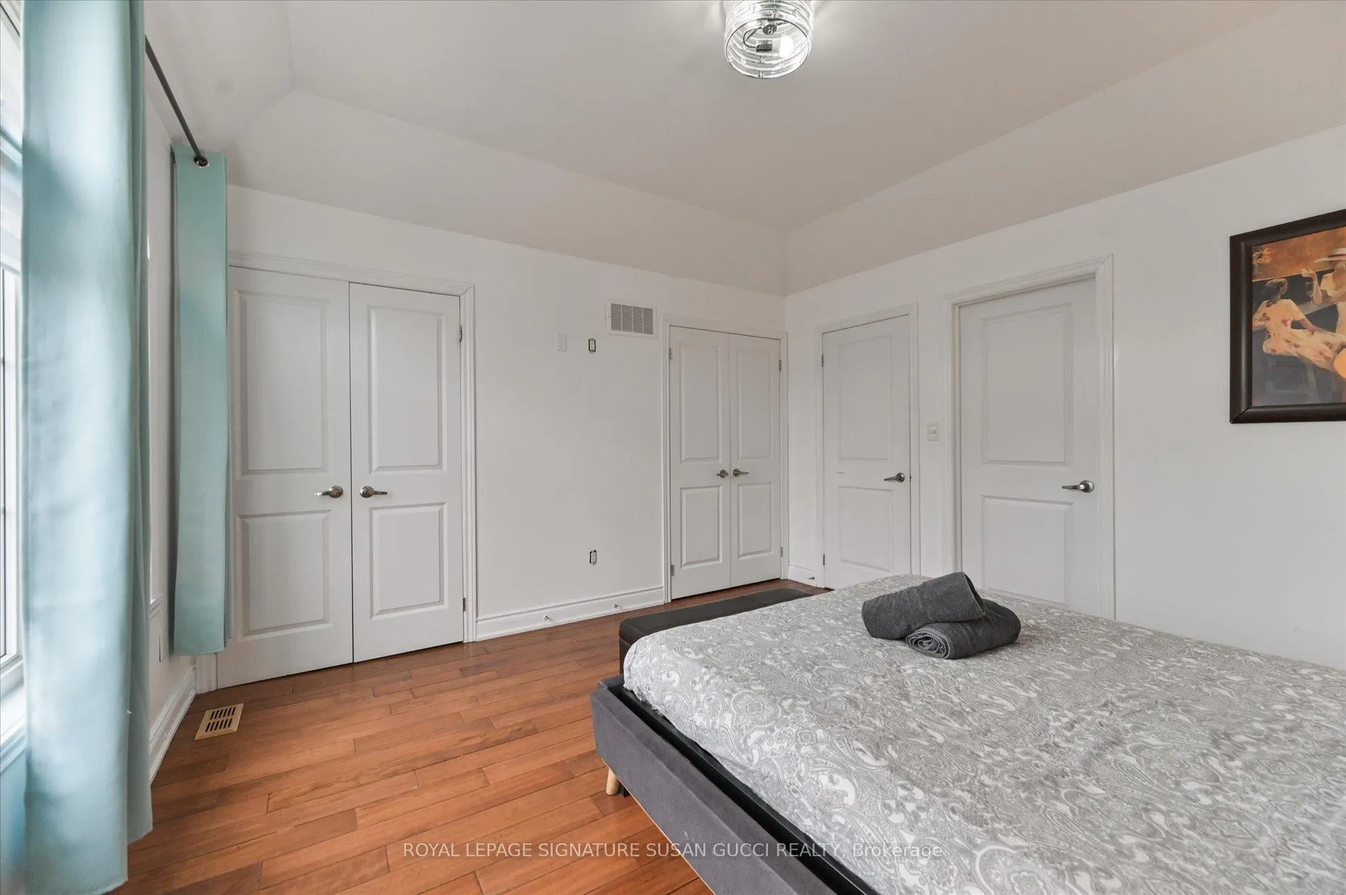 Photo 25 of 838 Sammon Avenue, Toronto, Danforth Village-East York — HOMEH
