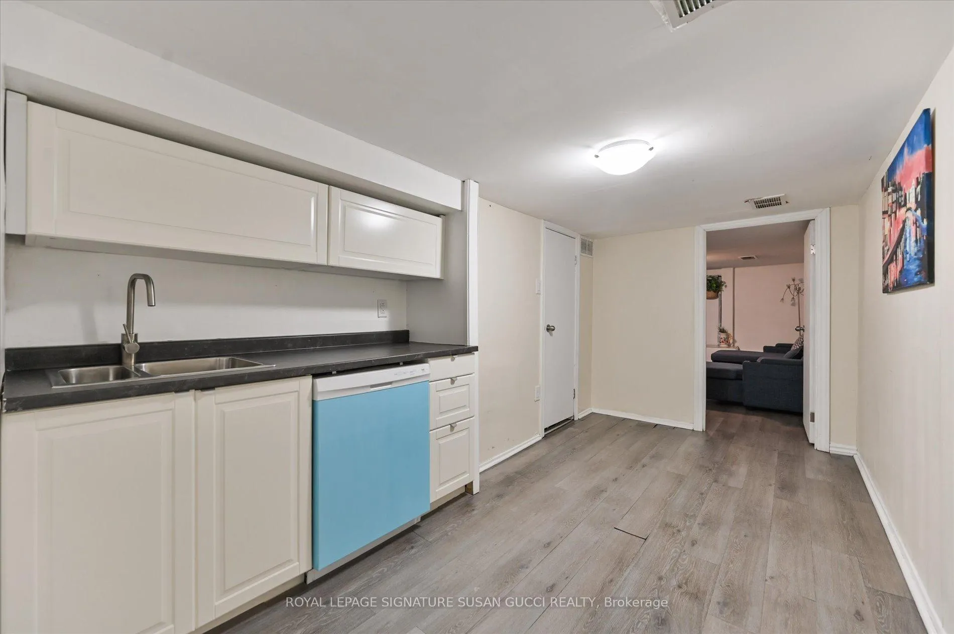 Photo 32 of 838 Sammon Avenue, Toronto, Danforth Village-East York — HOMEH