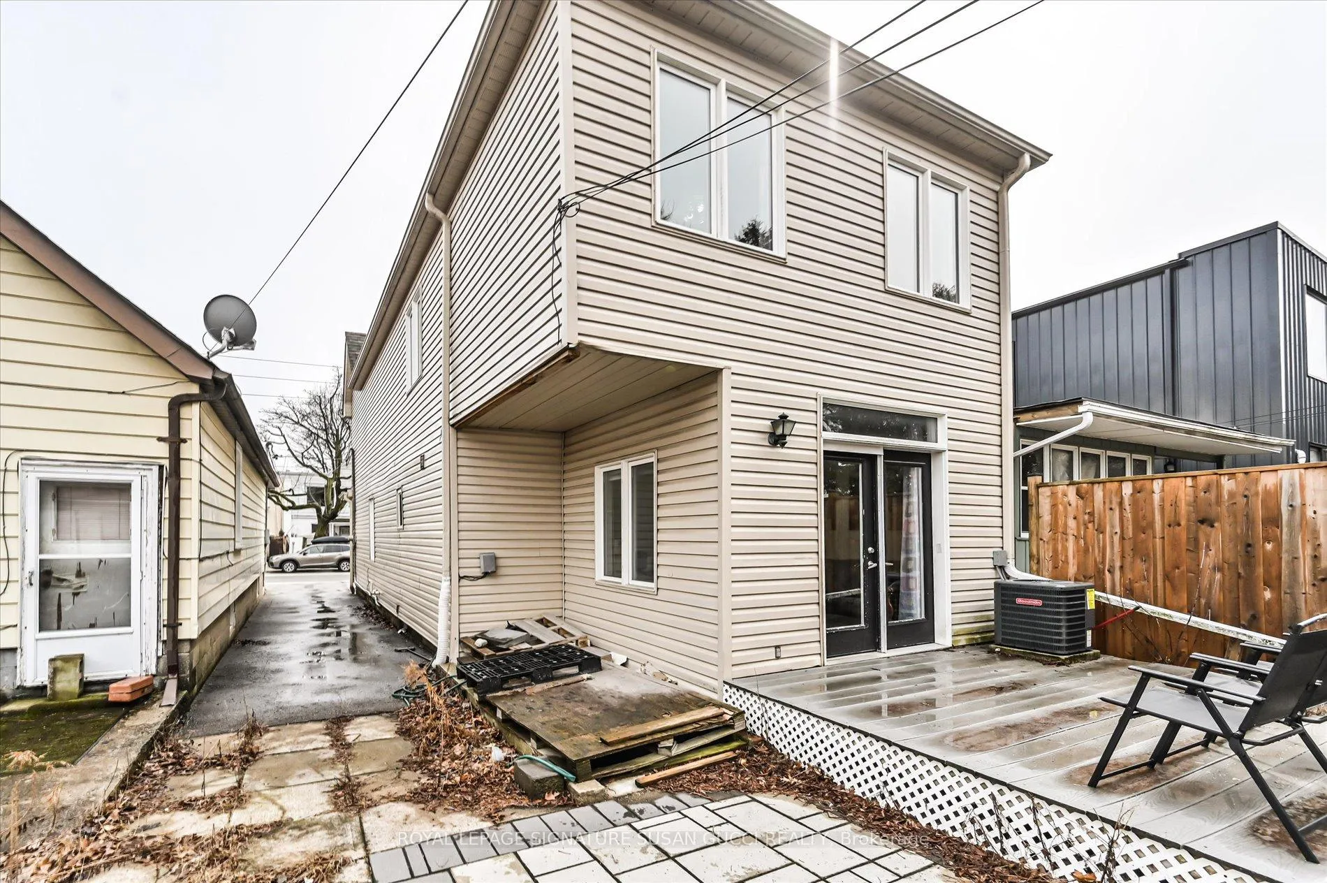 Photo 41 of 838 Sammon Avenue, Toronto, Danforth Village-East York — HOMEH