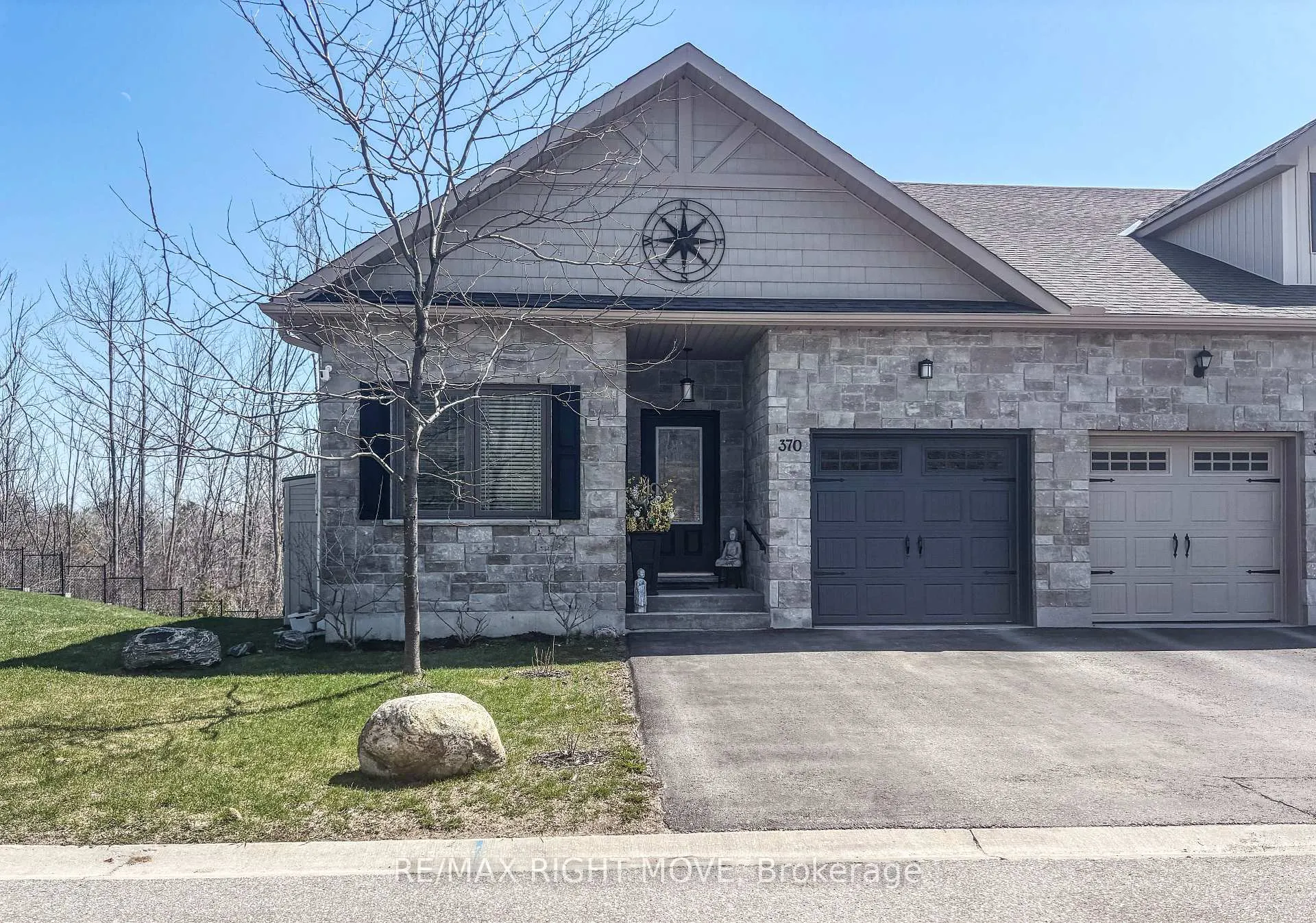 Photo 1 of 370 Lucy Lane, Orillia — HOMEH