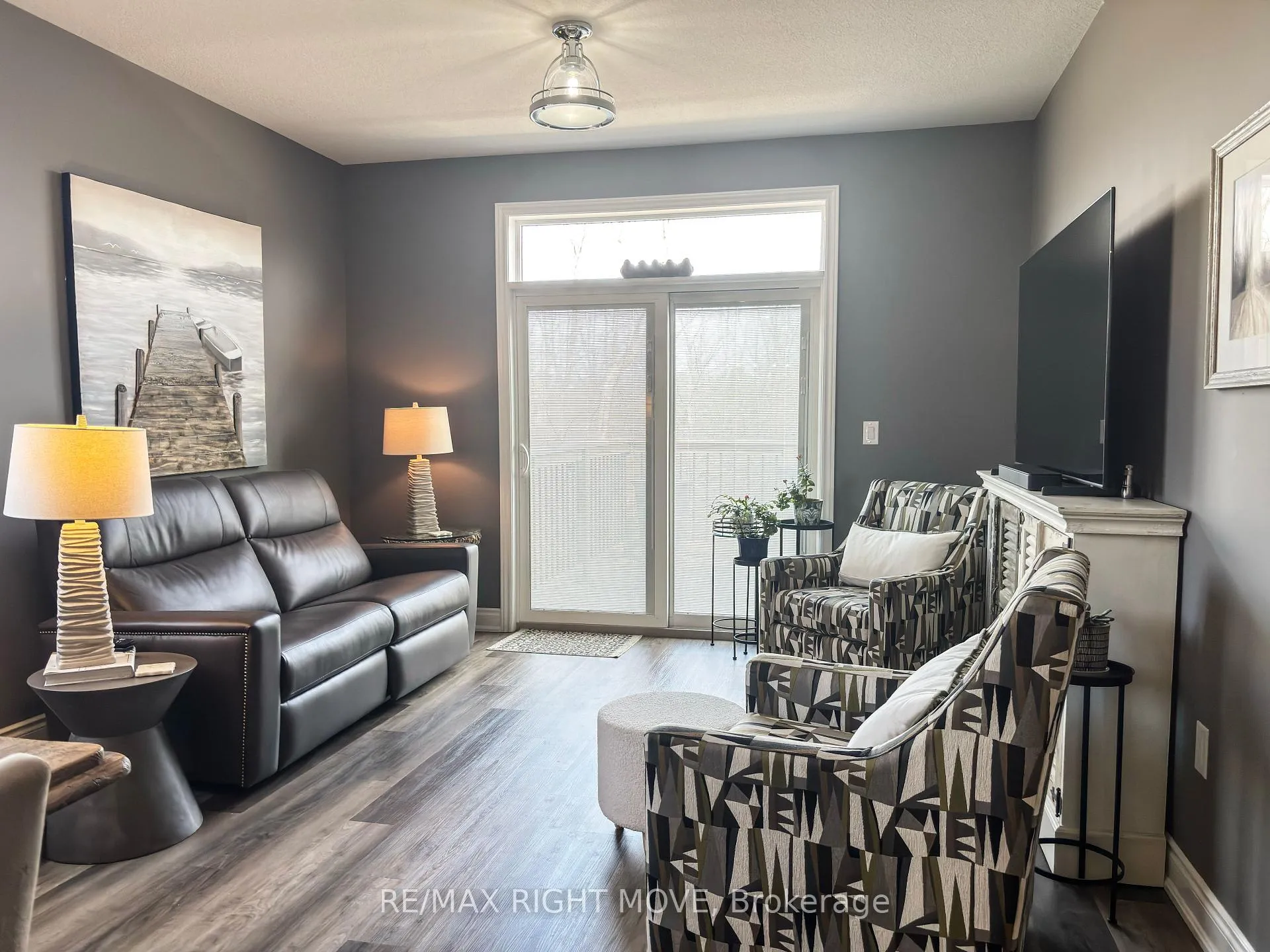 Photo 15 of 370 Lucy Lane, Orillia — HOMEH