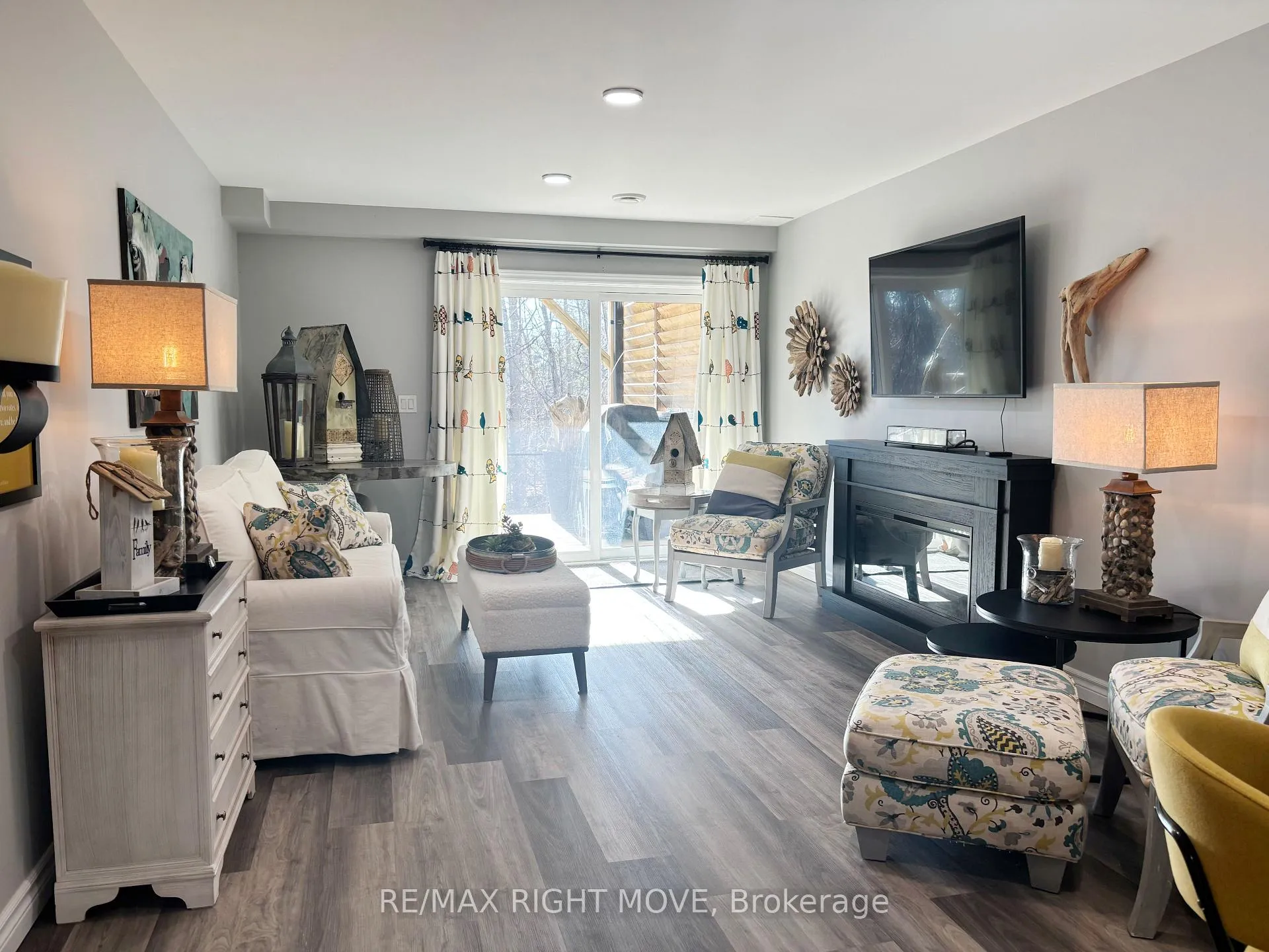 Photo 24 of 370 Lucy Lane, Orillia — HOMEH