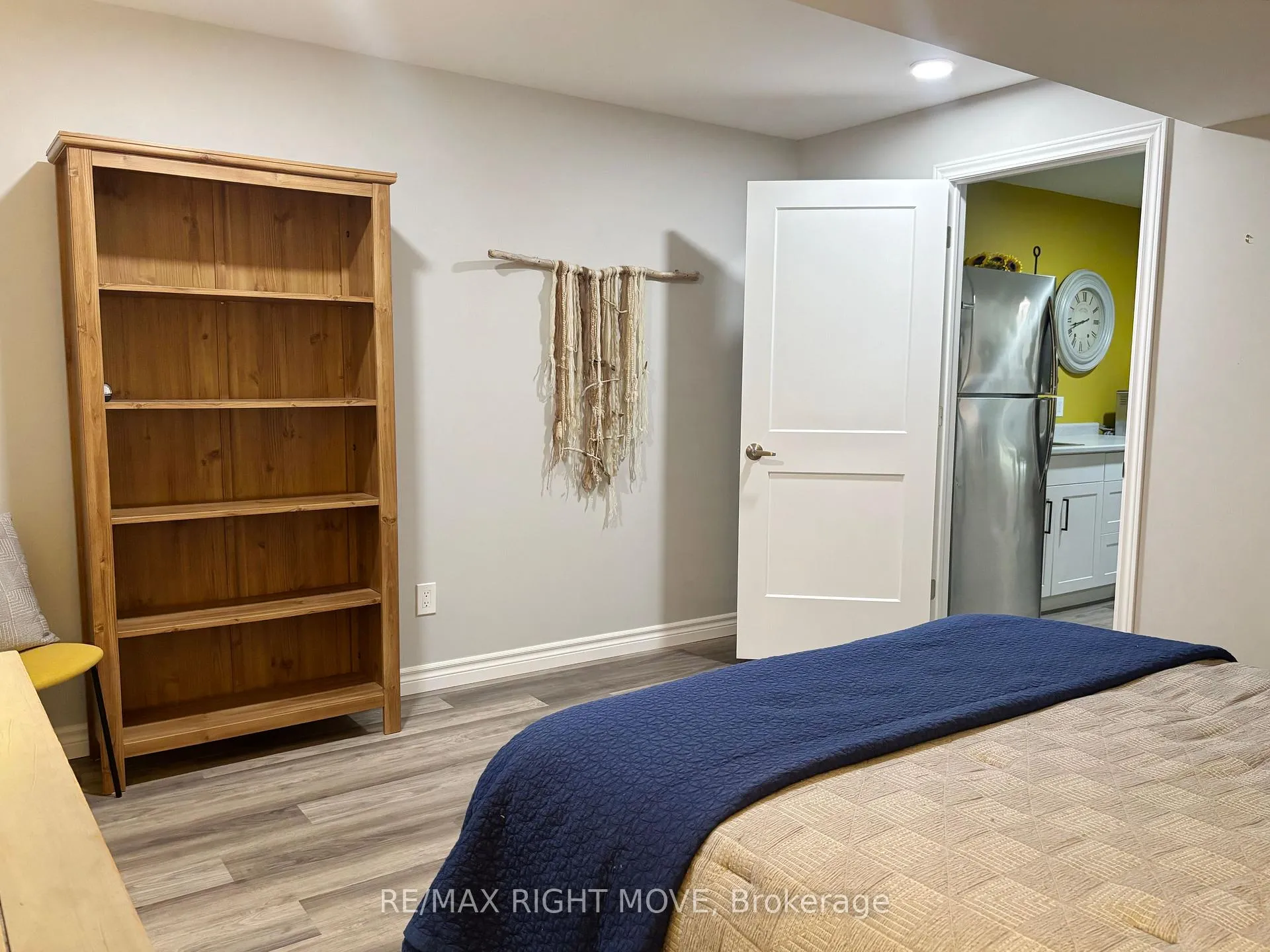 Photo 30 of 370 Lucy Lane, Orillia — HOMEH