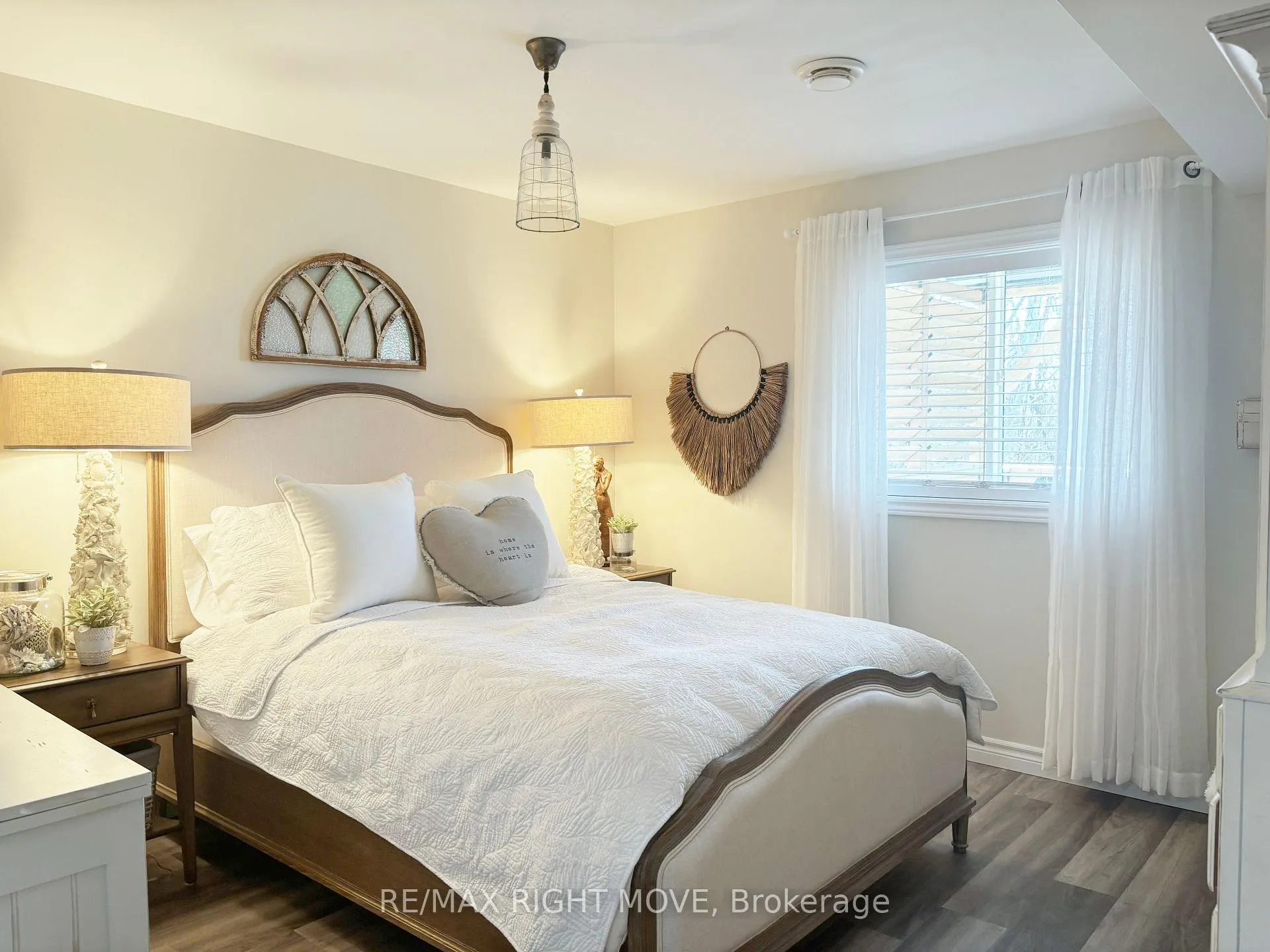 Photo 32 of 370 Lucy Lane, Orillia — HOMEH