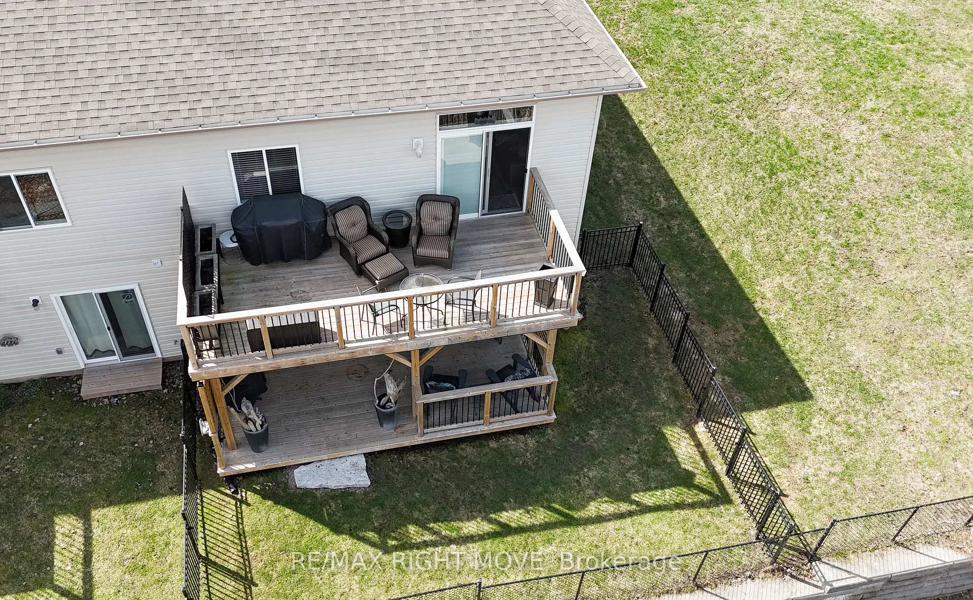 Photo 34 of 370 Lucy Lane, Orillia — HOMEH