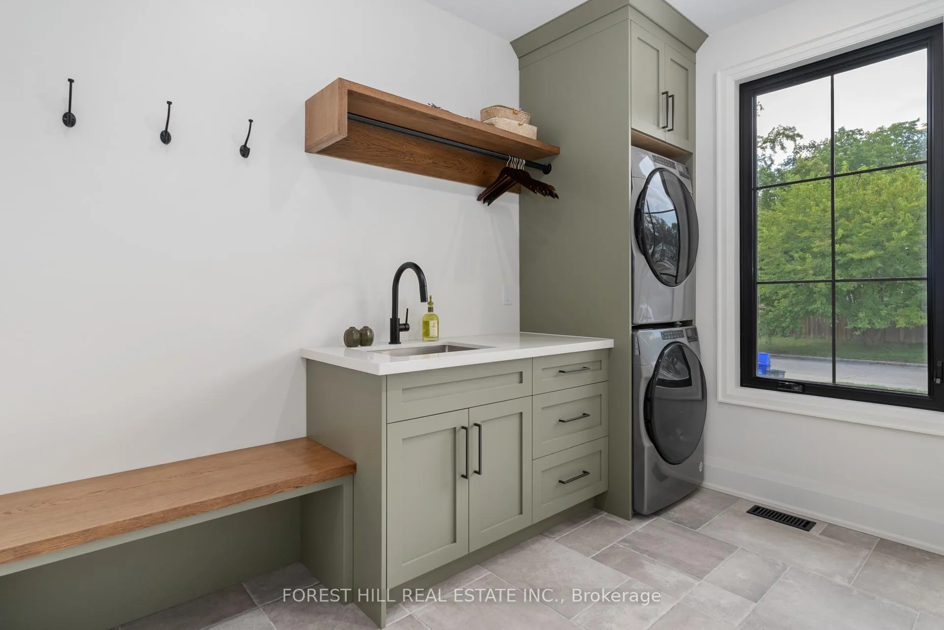 Photo 29 of 271 Codrington Street, Barrie, Codrington — HOMEH