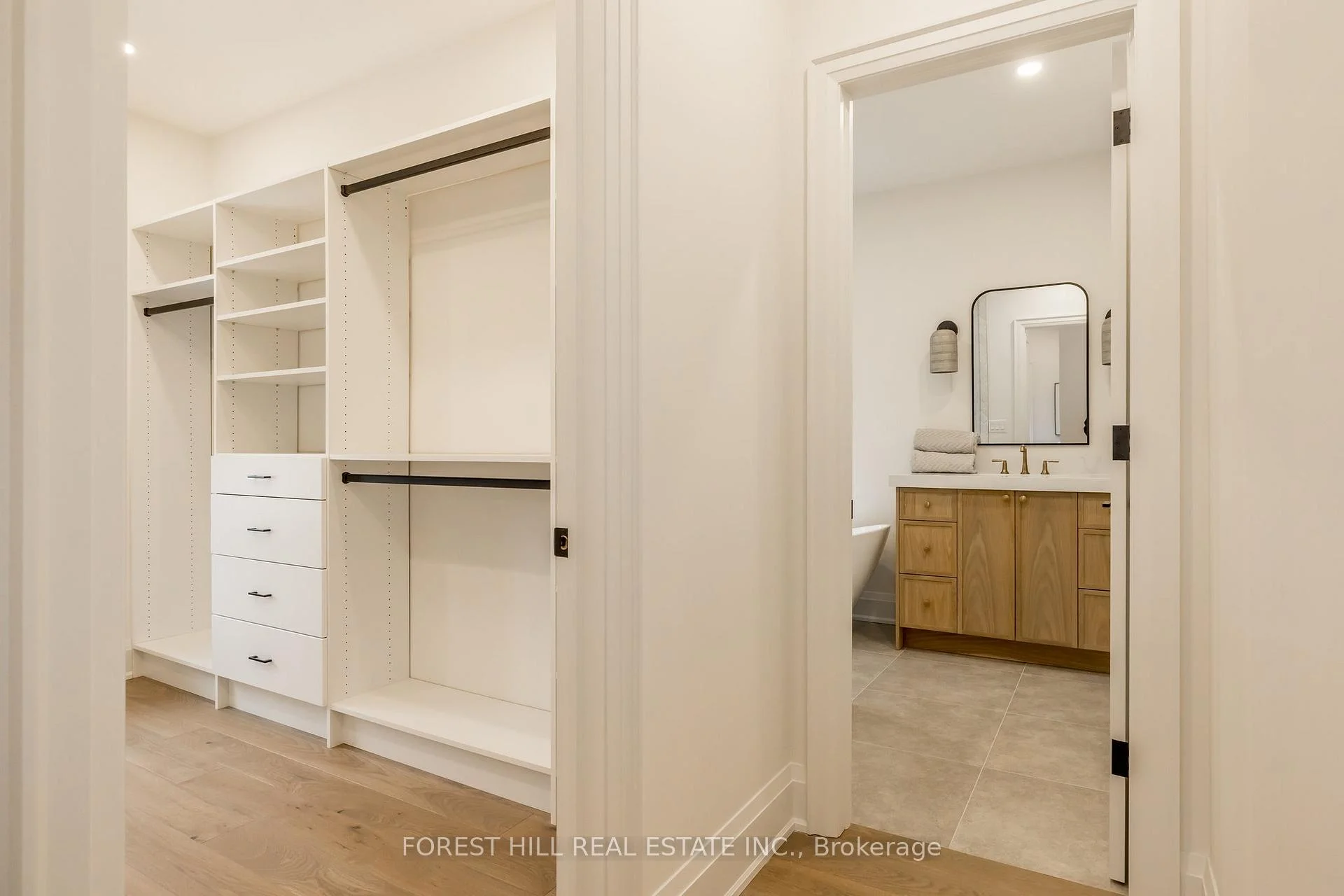 Photo 22 of 271 Codrington Street, Barrie, Codrington — HOMEH