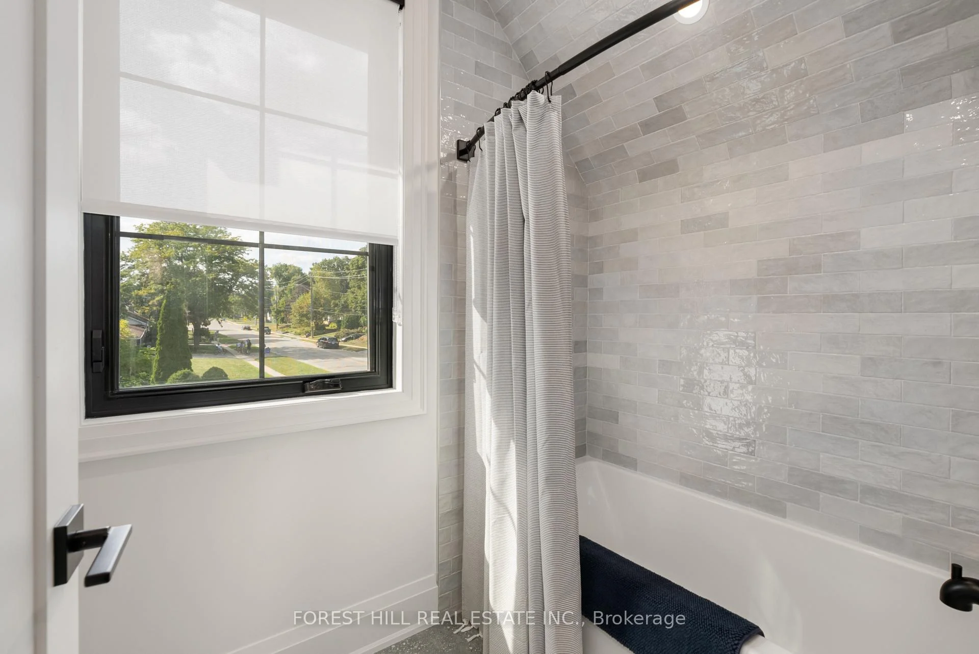 Photo 97 of 271 Codrington Street, Barrie, Codrington — HOMEH