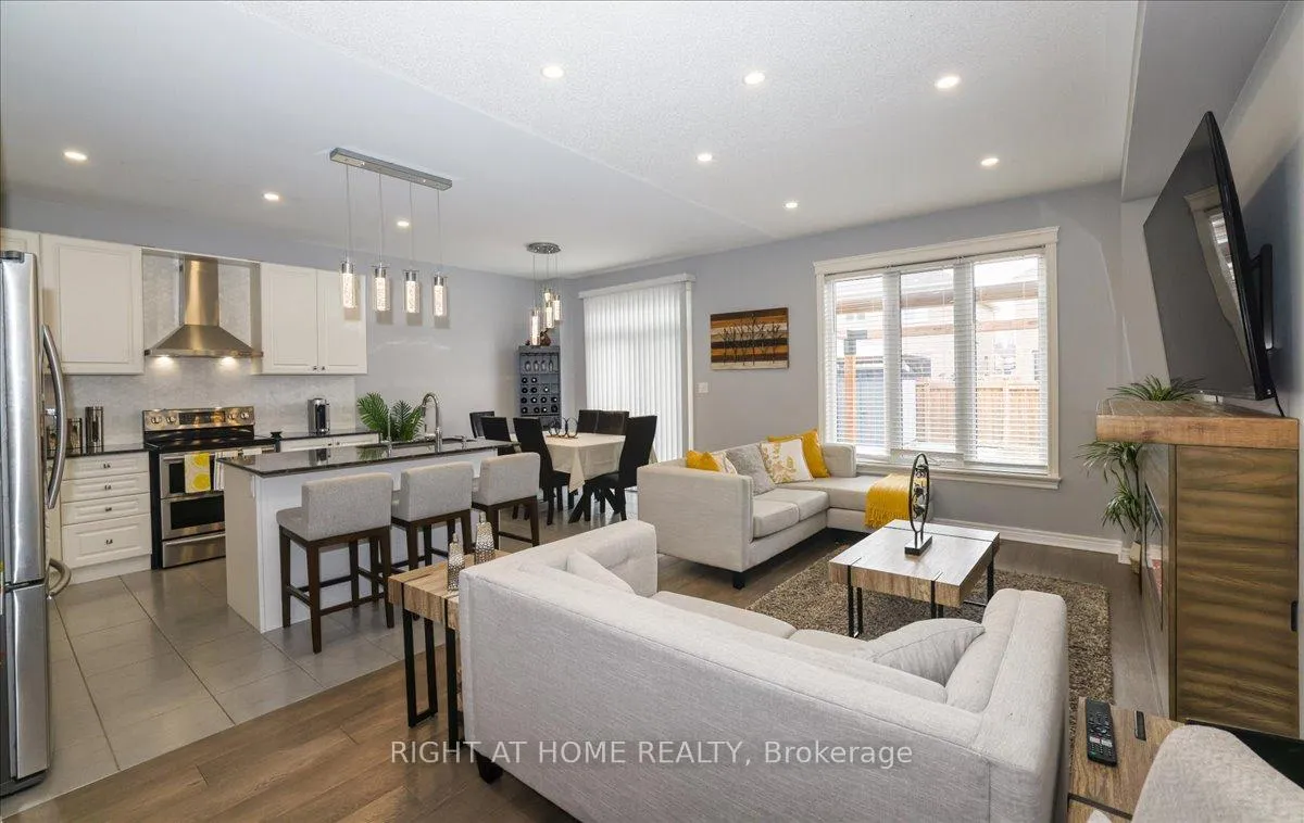 Photo 4 of 24 Prady Lane, New Tecumseth, Tottenham — HOMEH