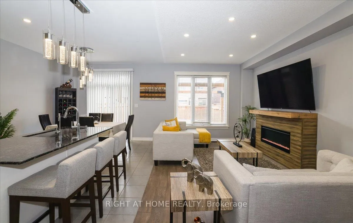 Photo 5 of 24 Prady Lane, New Tecumseth, Tottenham — HOMEH
