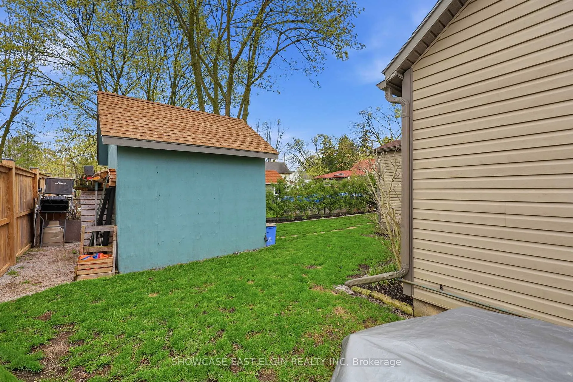 Photo 26 of 27 Linden Street, Aylmer — HOMEH