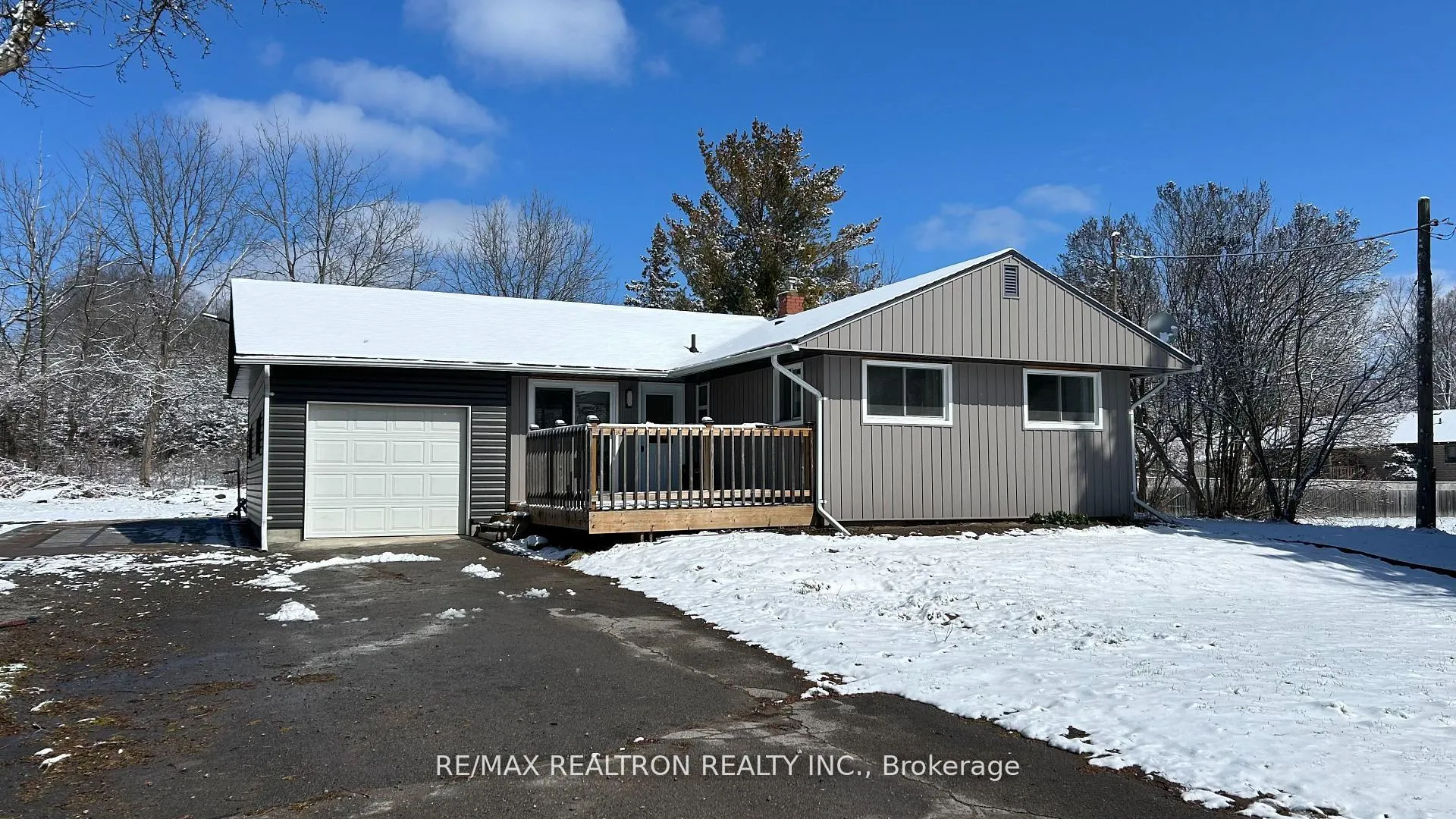 Photo 3 of 62 Hillcrest Drive, Quinte West, Murray Ward — HOMEH