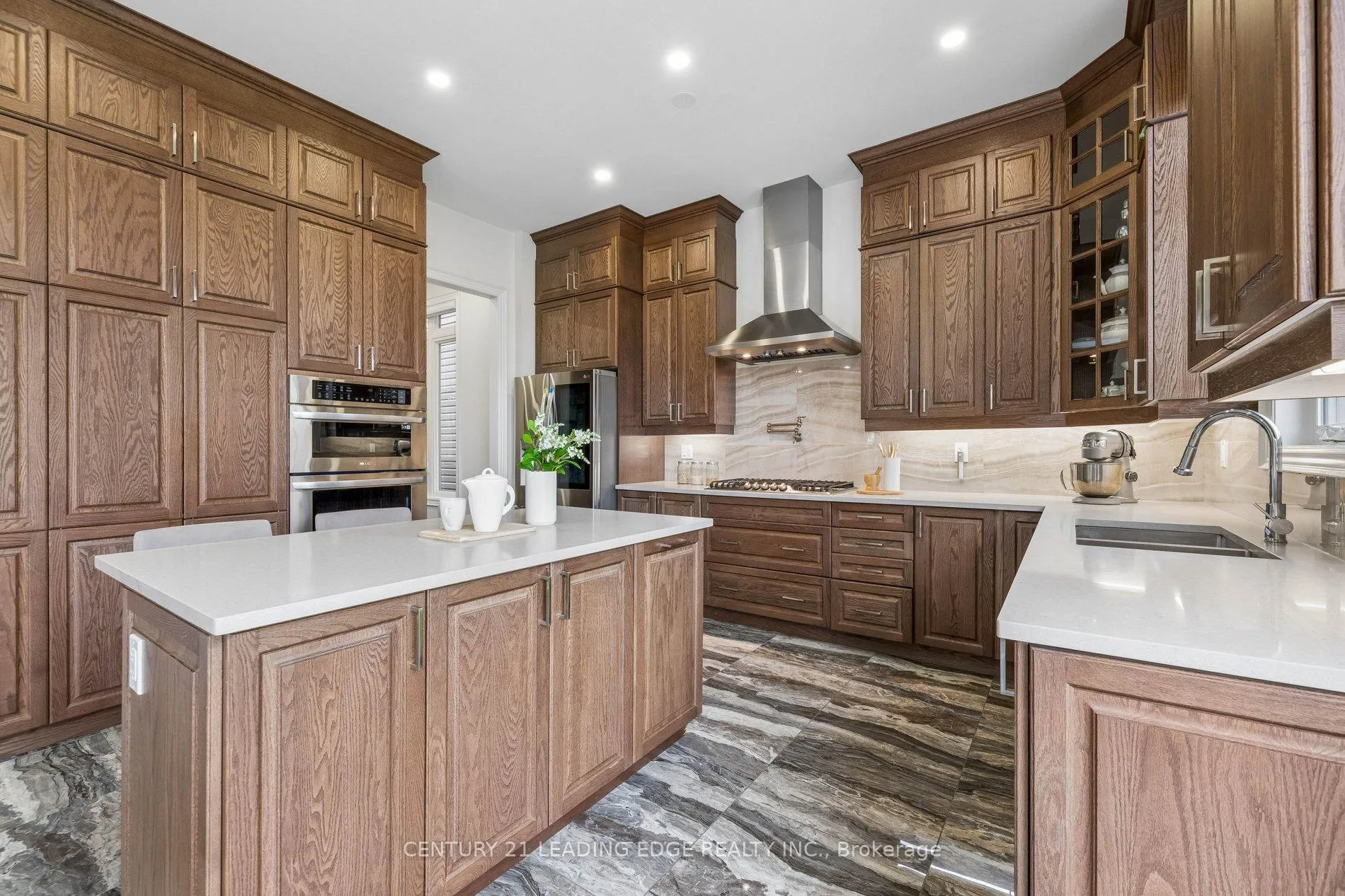 Photo 11 of 2636 Craftsman Drive, Oshawa, Windfields — HOMEH