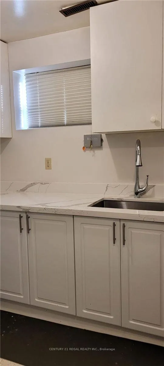 Photo 5 of Unit Main & Lower, 855 Ellesmere Road, Scarborough, Dorset Park — HOMEH