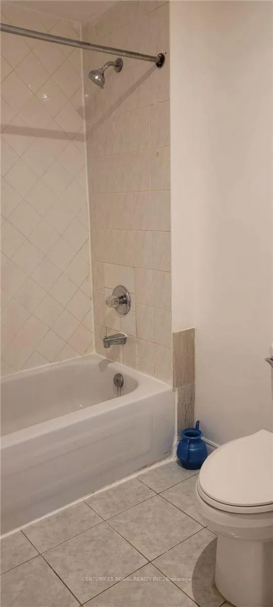 Photo 7 of Unit Main & Lower, 855 Ellesmere Road, Scarborough, Dorset Park — HOMEH