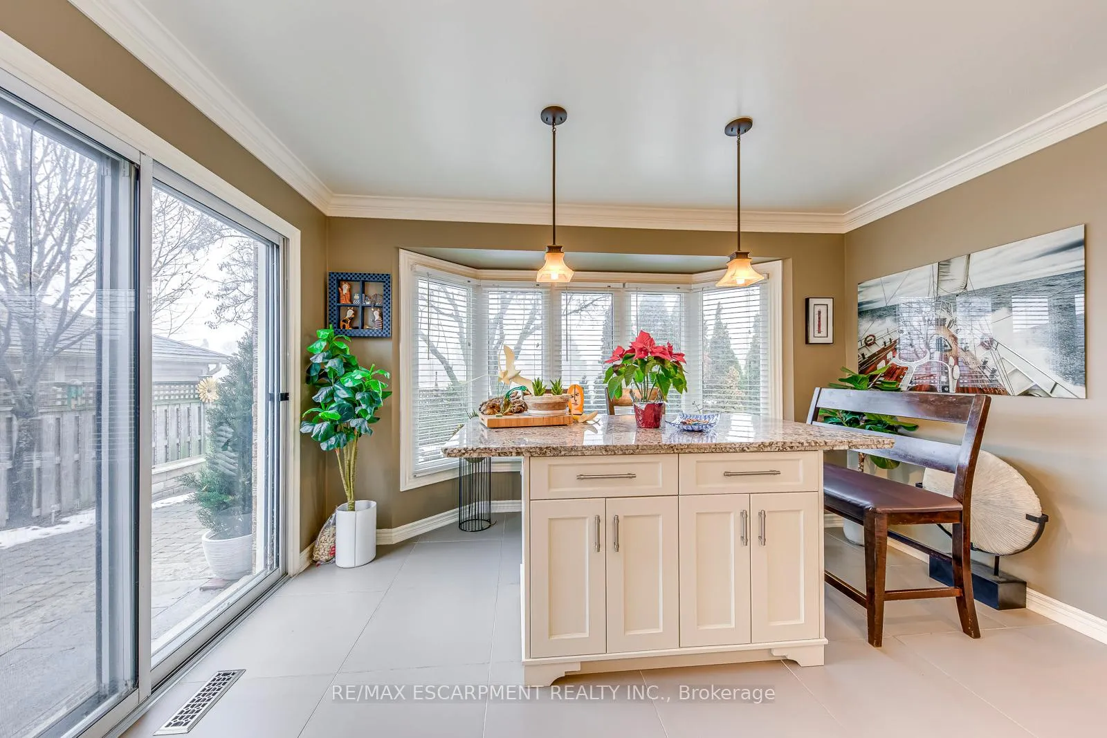 Photo 16 of 4220 Millcroft Park Drive, Burlington, Rose — HOMEH