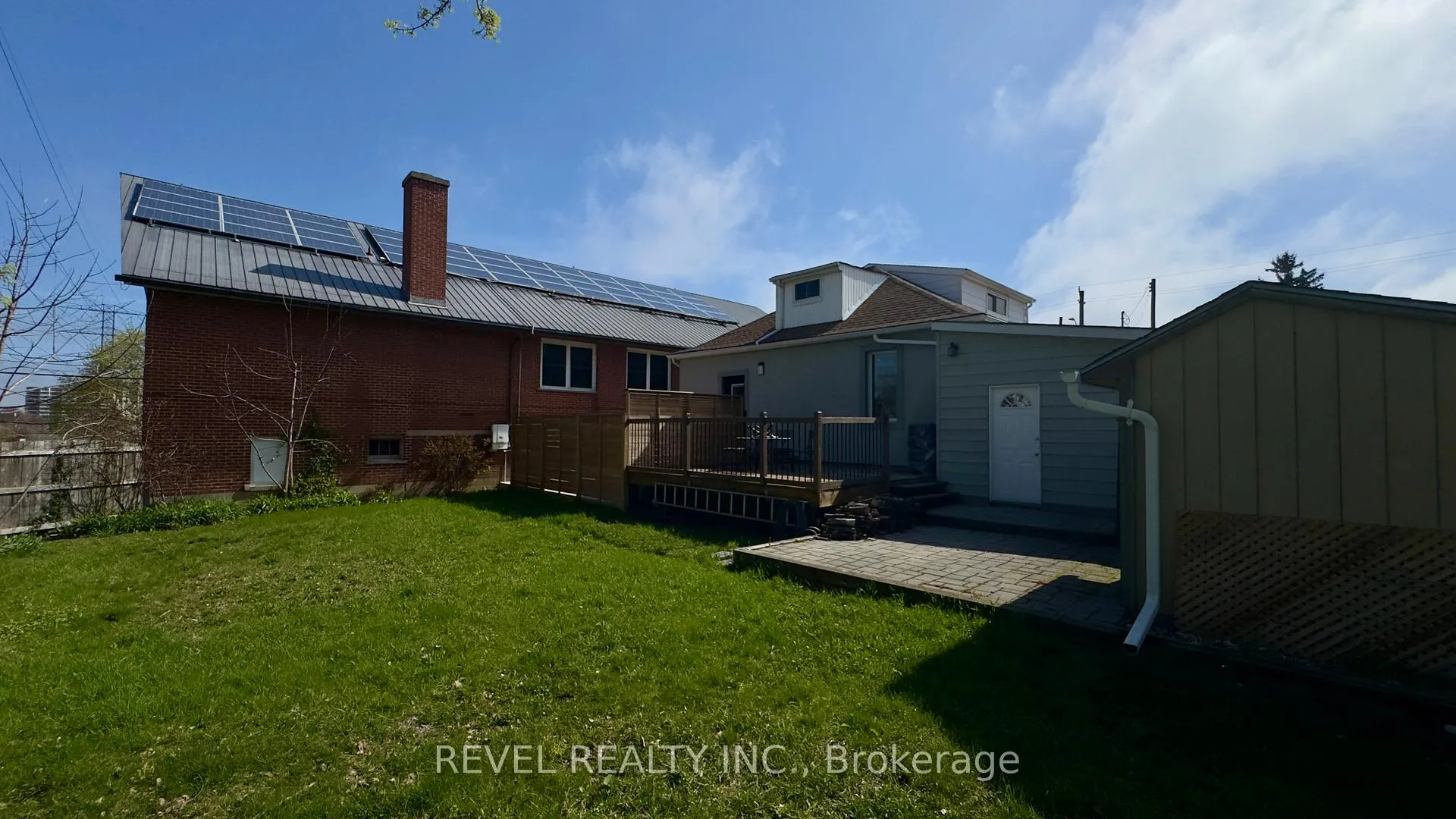 Photo 9 of Unit Middle Room, 520 Cochrane Road, Hamilton, Rosedale — HOMEH