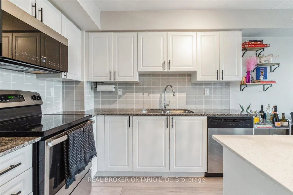 Photo 7 of Unit 401, 1215 Bayly Street, Pickering, Bay Ridges — HOMEH