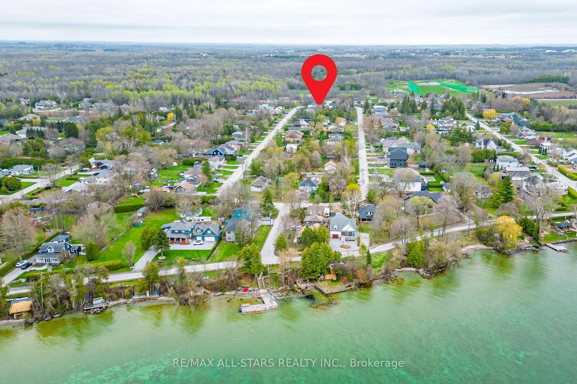 Photo 6 of Farley Circle, Georgina, Historic Lakeshore Communities — HOMEH