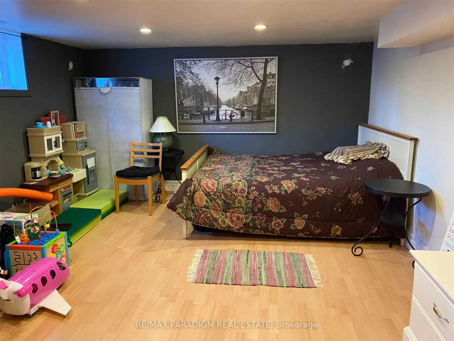 Photo 12 of 21 Fieldway Road, Etobicoke, Islington-City Centre West — HOMEH
