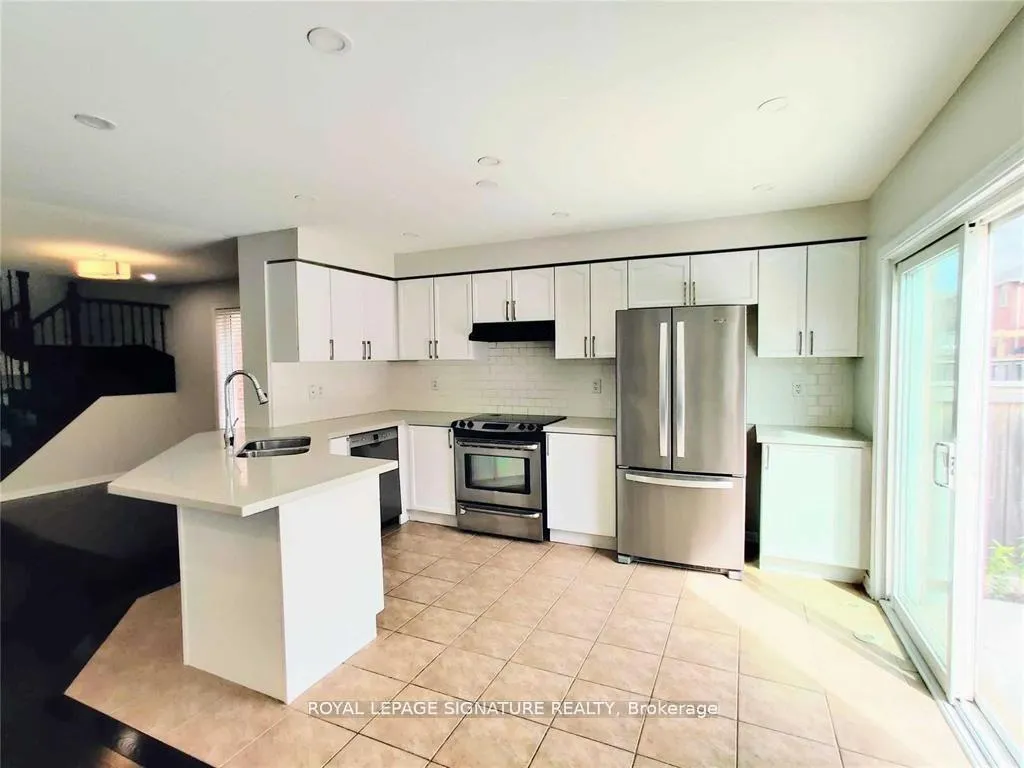 Photo 2 of 180 Mcdougall Crossing, Milton, Harrison — HOMEH