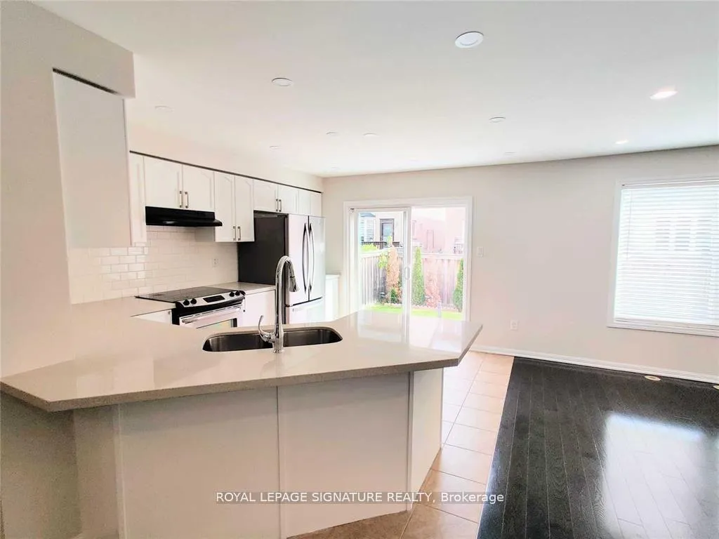 Photo 3 of 180 Mcdougall Crossing, Milton, Harrison — HOMEH