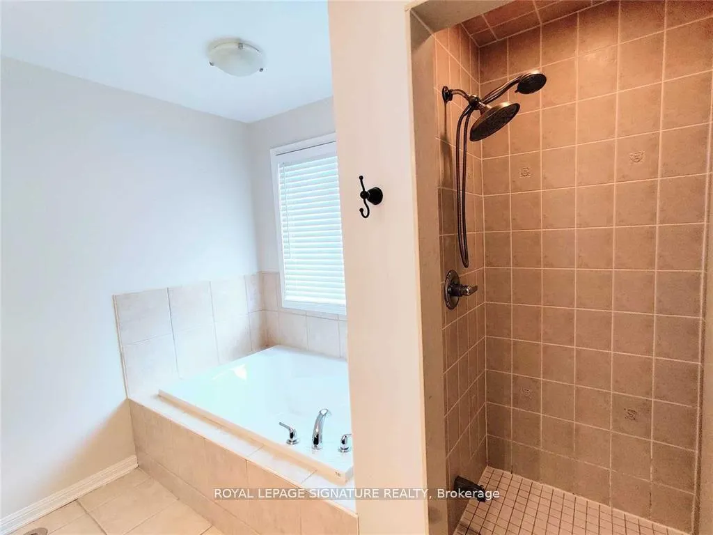 Photo 12 of 180 Mcdougall Crossing, Milton, Harrison — HOMEH