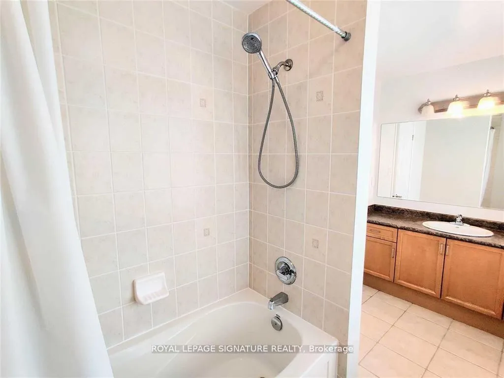 Photo 15 of 180 Mcdougall Crossing, Milton, Harrison — HOMEH